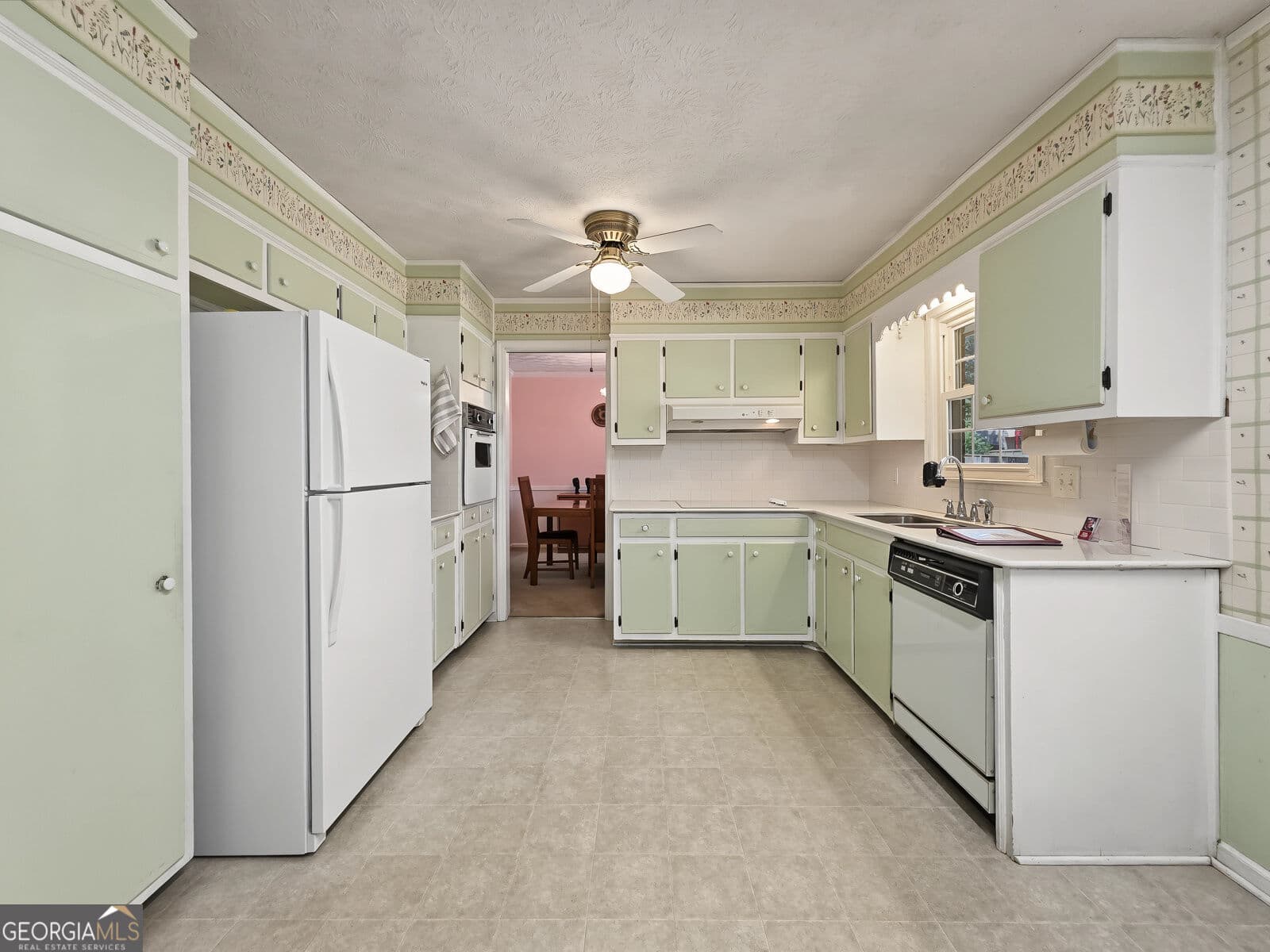 4 bedroom, 2.5 bathroom, 2,125 sq ft single family residence for sale at 4162 Cimarron Drive, Clarkston, GA 30021 — photo 10