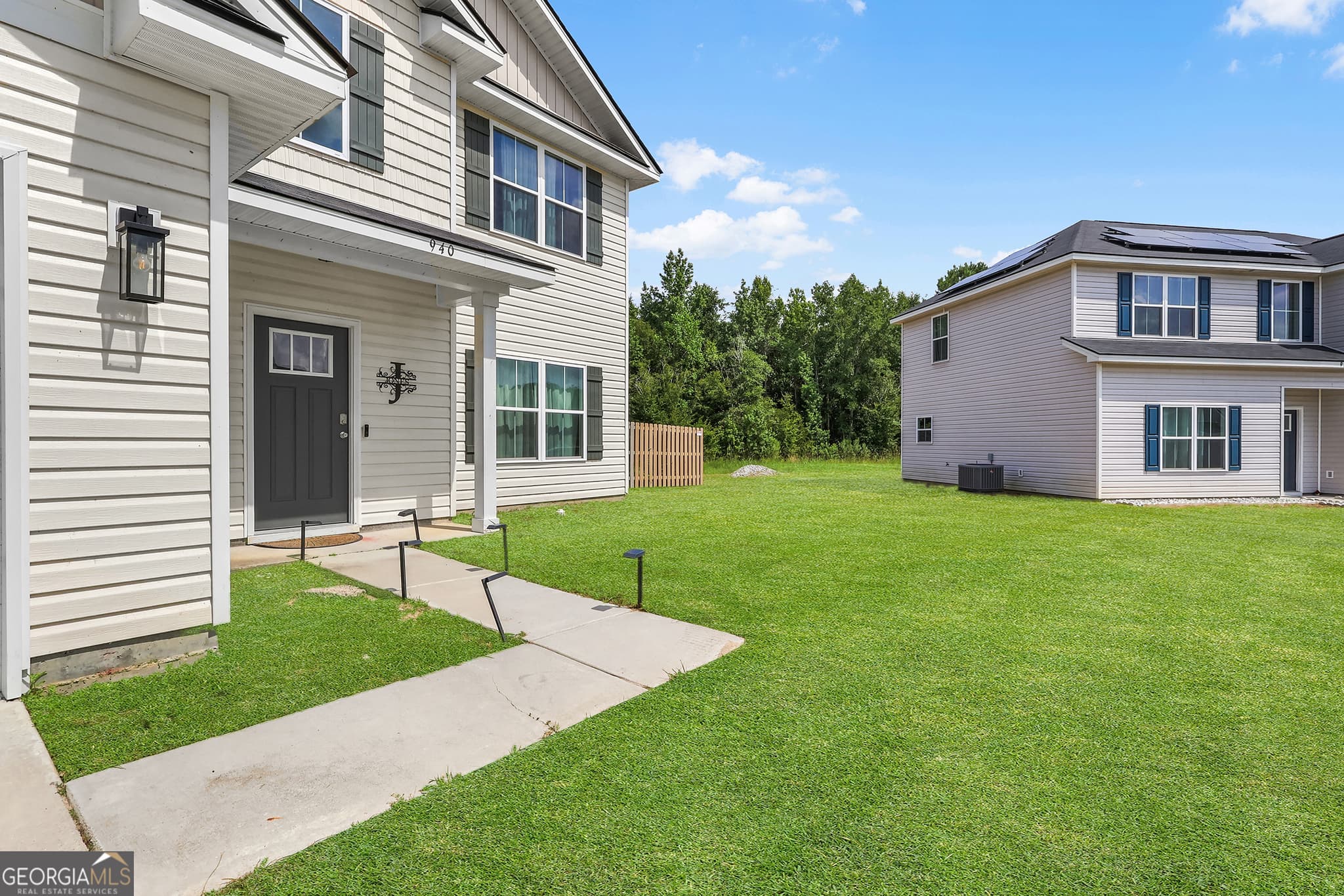 4 bedroom, 2.5 bathroom, 2,259 sq ft single family residence for sale at 940 Meloney Drive, Hinesville, GA 31313 — photo 4