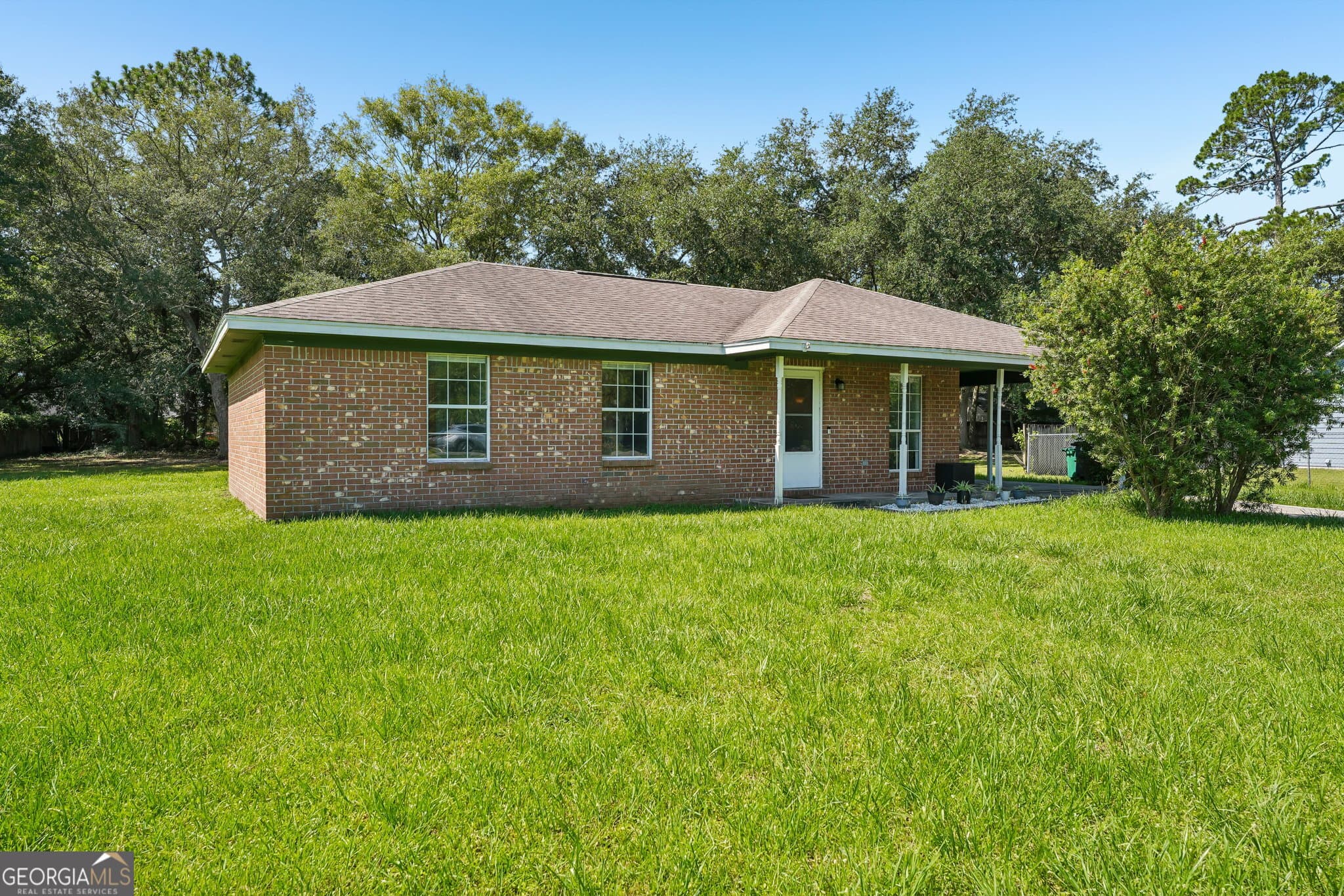 3 bedroom, 1 bathroom, 1,000 sq ft single family residence under contract at 310 Watts Street, St. Marys, GA 31558 — photo 6