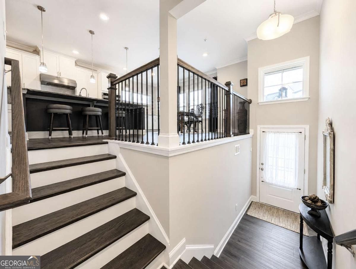 4 bedroom, 3.5 bathroom, 2,447 sq ft townhouse for sale at 144 Boxcar Way, Smyrna, GA 30080 — photo 6