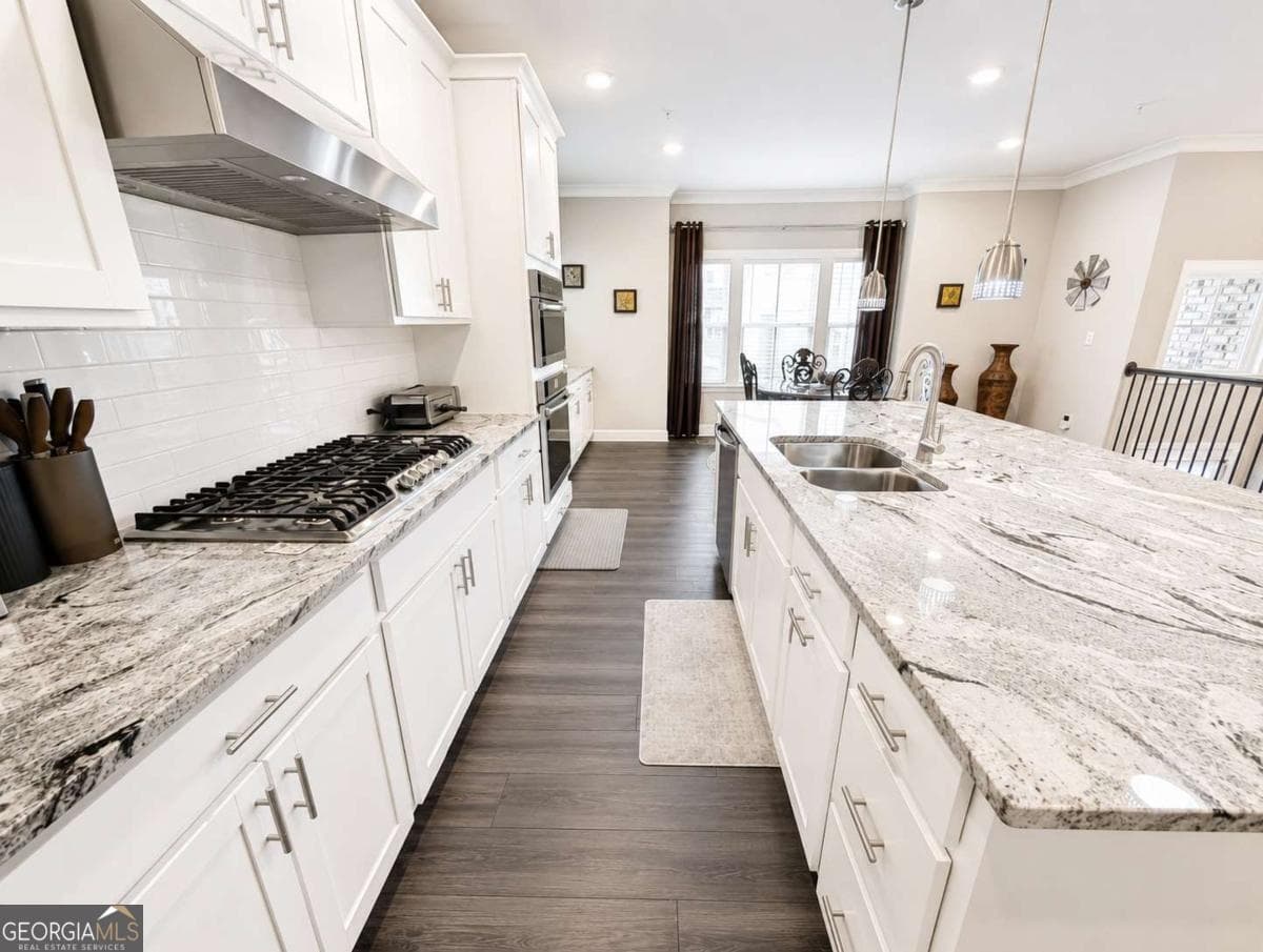 4 bedroom, 3.5 bathroom, 2,447 sq ft townhouse for sale at 144 Boxcar Way, Smyrna, GA 30080 — photo 8