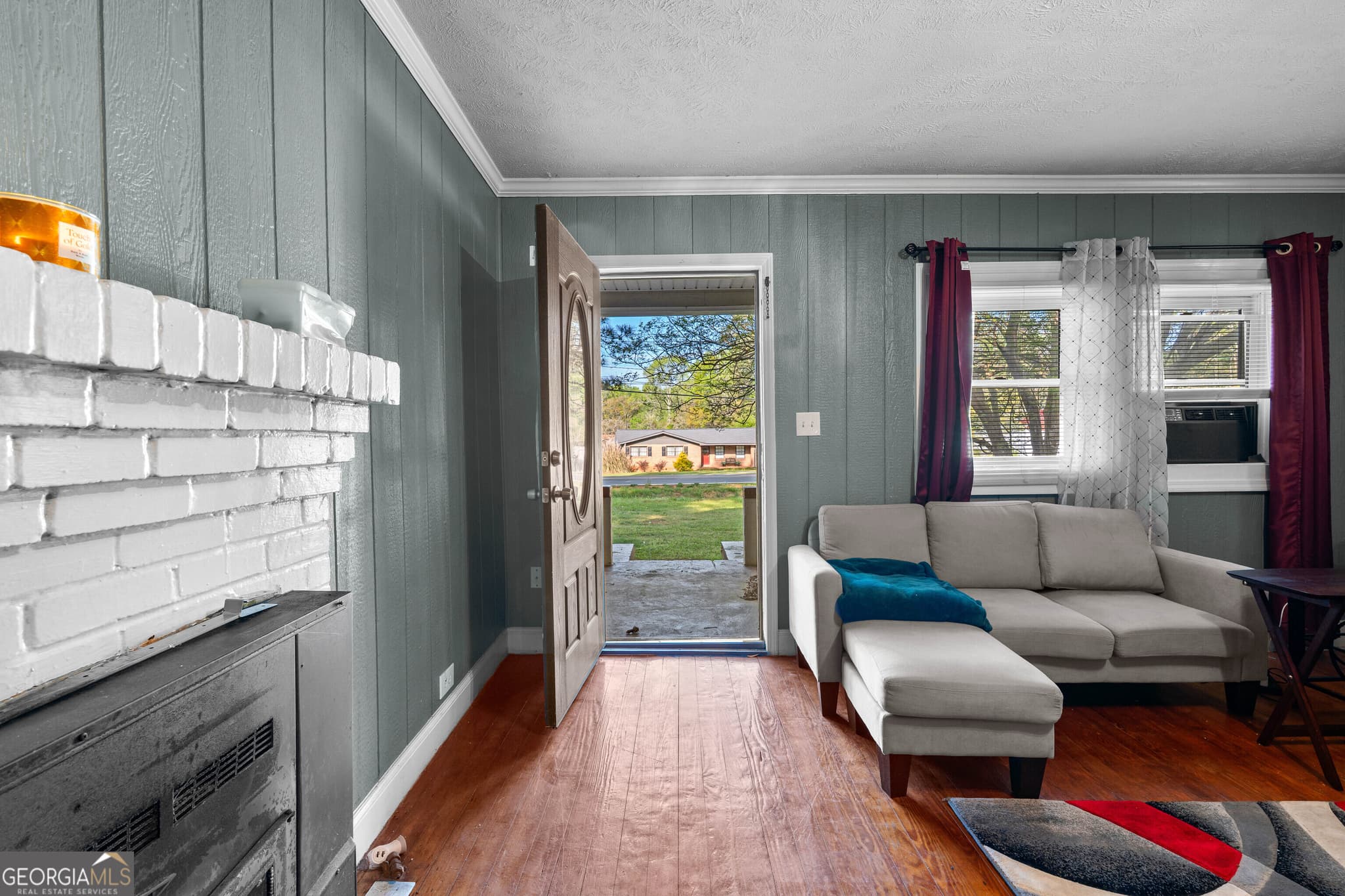 4 bedroom, 2 bathroom, 1,999 sq ft single family residence for sale at 1210 Everee Inn Road, Griffin, GA 30224 — photo 4