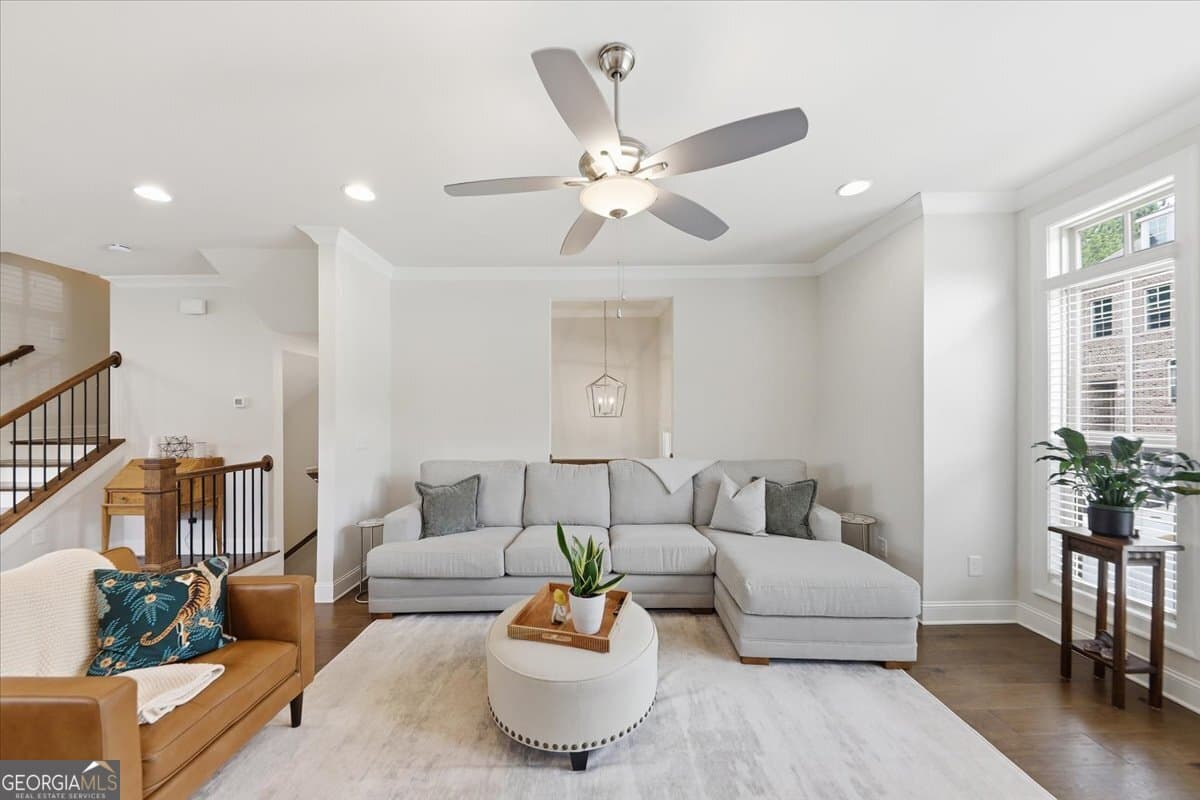 4 bedroom, 3.5 bathroom townhouse for sale at 1421 Wisteria Wall Drive, Suwanee, GA 30024 — photo 10