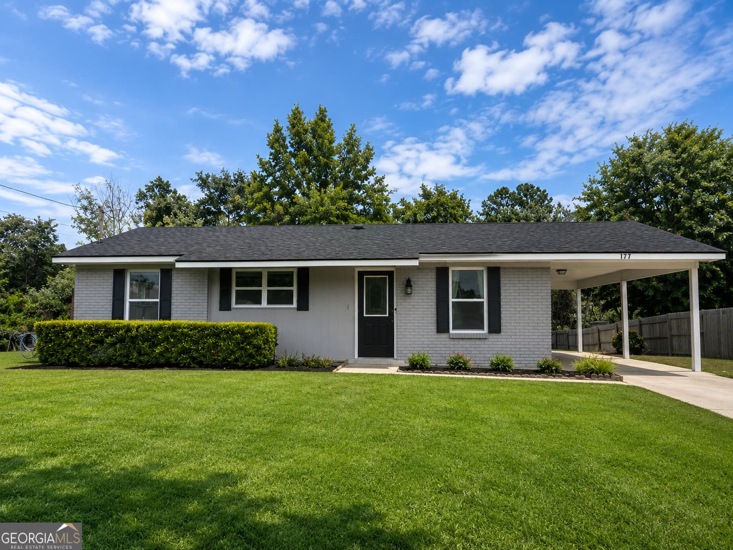 3 bedroom, 1 bathroom, 1,020 sq ft single family residence for sale at 177 Skyline Boulevard, Lyons, GA 30436