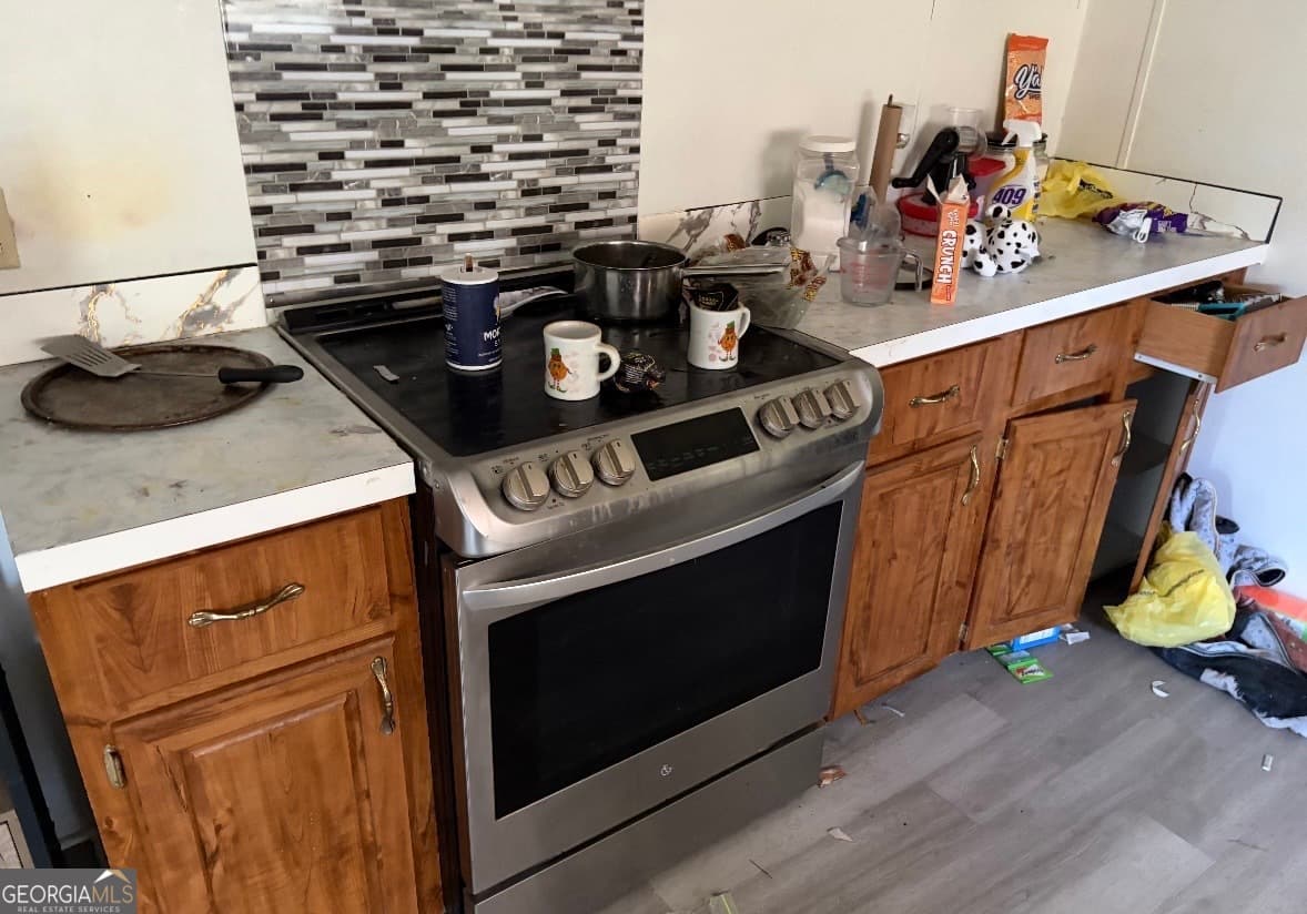 3 bedroom, 2 bathroom, 1,612 sq ft manufactured home,single family residence for sale at 138 Park Place, Albany, GA 31705 — photo 7