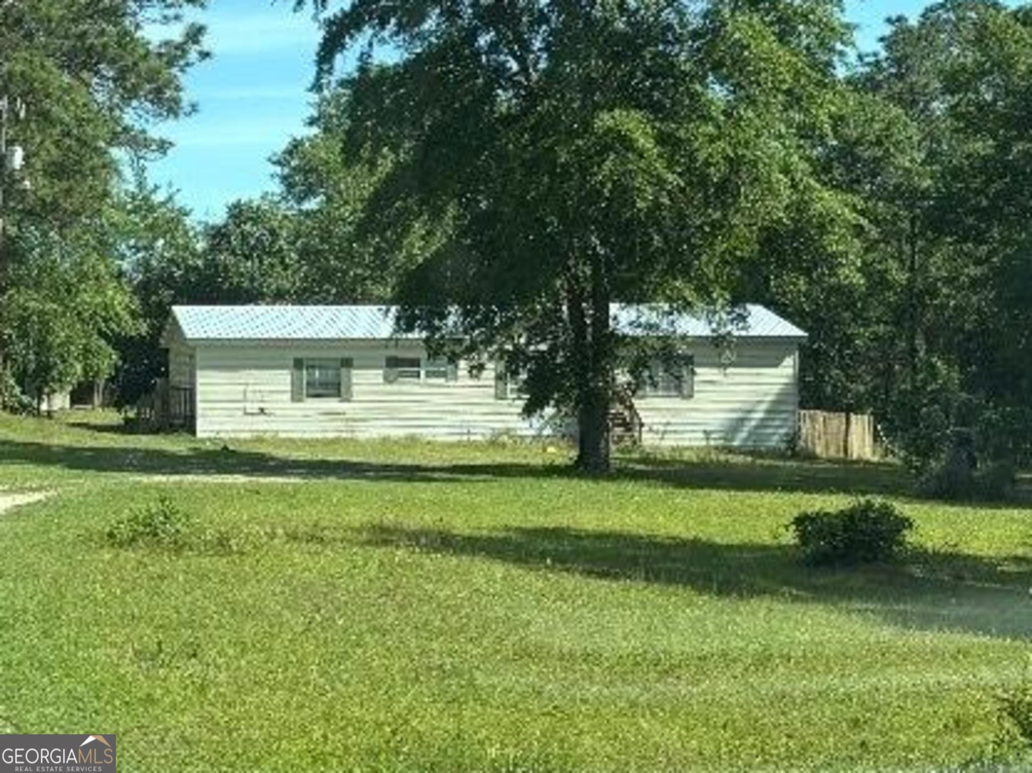 3 bedroom, 2 bathroom, 1,612 sq ft manufactured home,single family residence for sale at 138 Park Place, Albany, GA 31705
