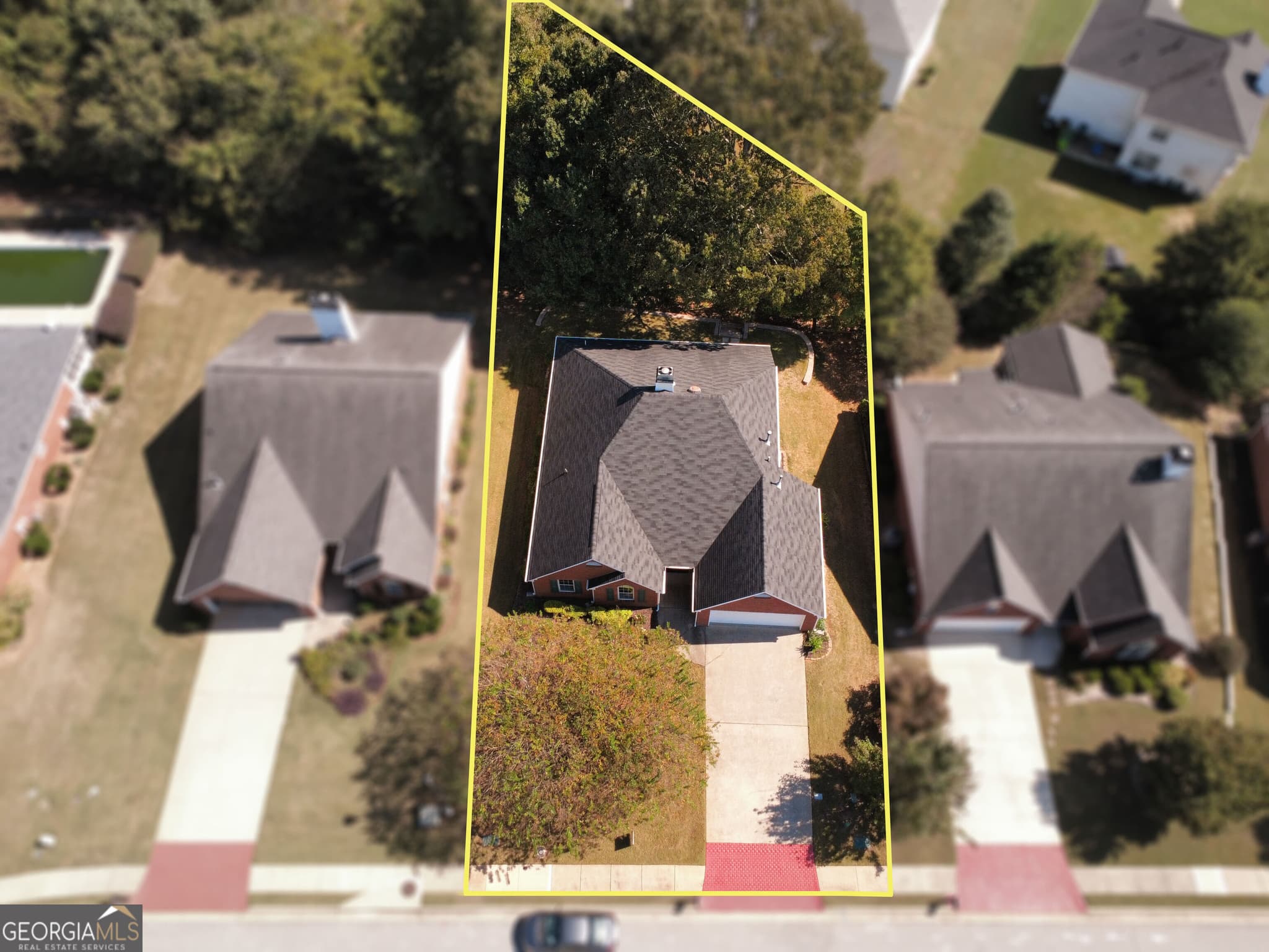 3 bedroom, 2 bathroom, 1,869 sq ft single family residence for sale at 129 Meridian Drive, Stockbridge, GA 30281 — photo 3