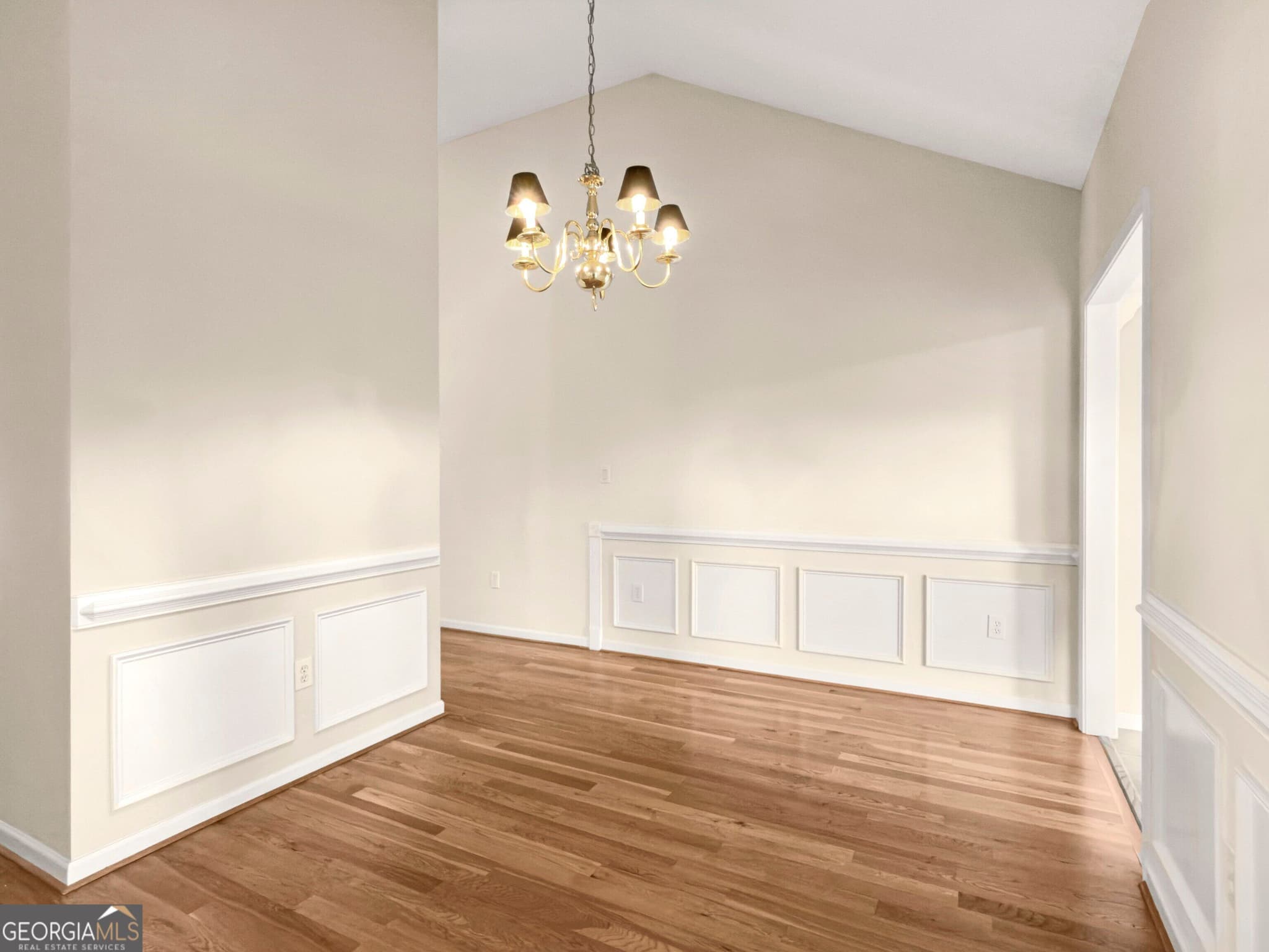 3 bedroom, 2 bathroom, 1,869 sq ft single family residence for sale at 129 Meridian Drive, Stockbridge, GA 30281 — photo 9