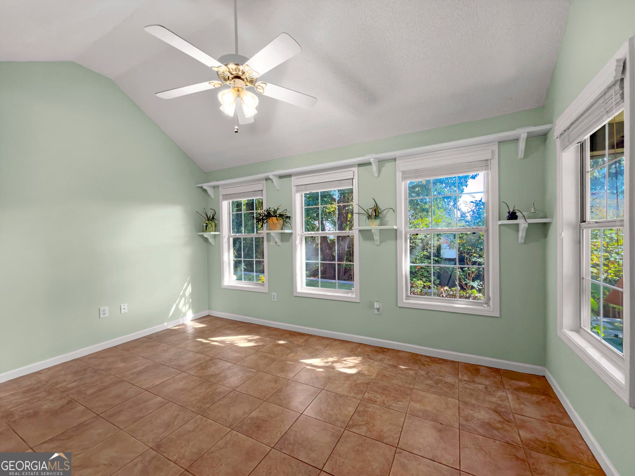 3 bedroom, 2 bathroom, 1,869 sq ft single family residence for sale at 129 Meridian Drive, Stockbridge, GA 30281 — photo 10