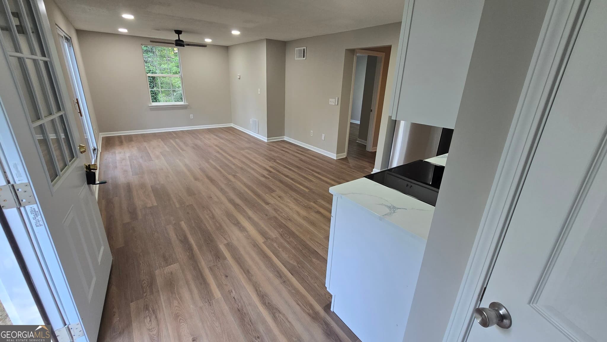 1 bedroom, 1 bathroom, 1,500 sq ft conversion for rent at 3025 Mangum Drive UNIT B, Cumming, GA 30041 for $1,500 a month — photo 6