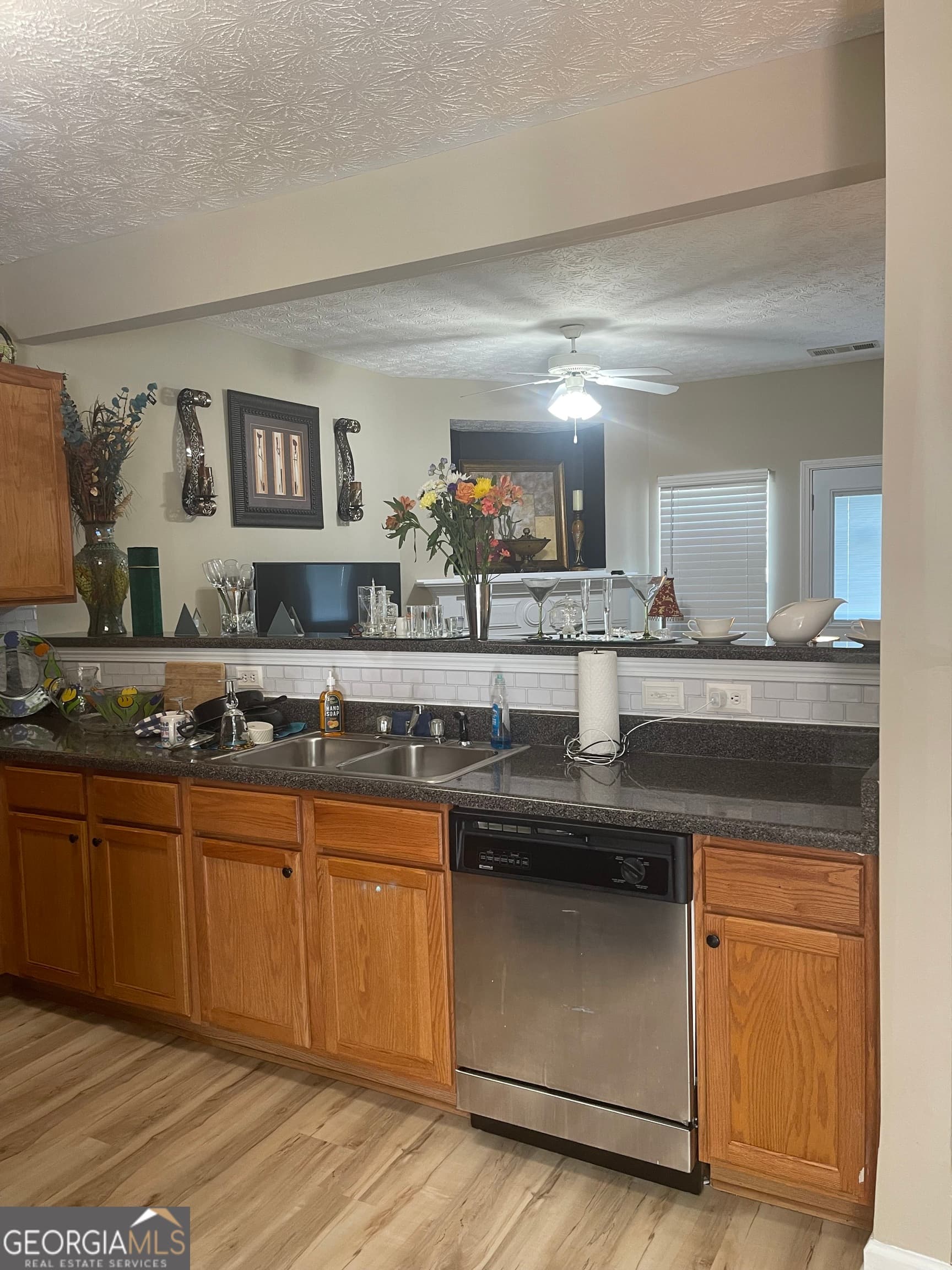 2 bedroom, 2.5 bathroom, 1,215 sq ft condominium for sale at 4911 Walden Lake Square, Decatur, GA 30035 — photo 8