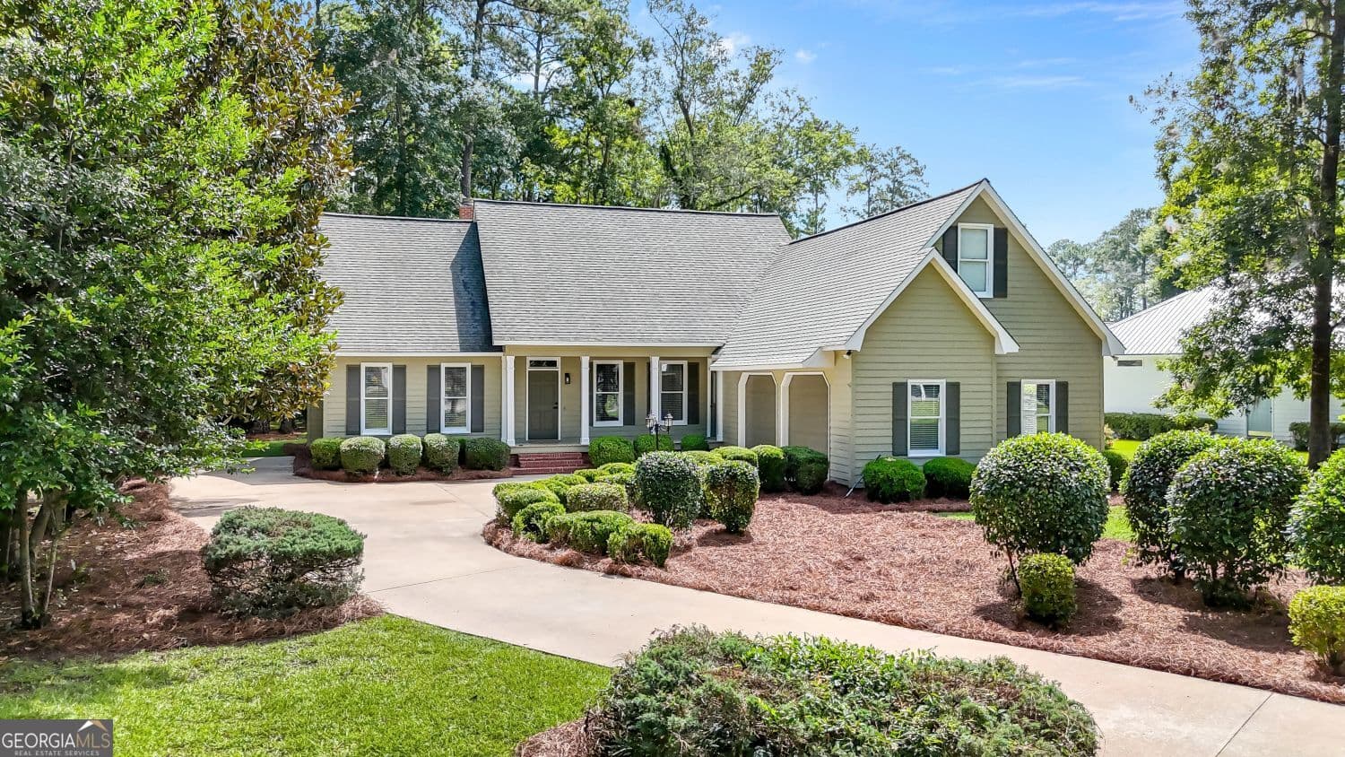 3 bedroom, 2.5 bathroom, 2,875 sq ft single family residence for sale at 117 N Valhalla Lane, Cordele, GA 31015 — photo 3