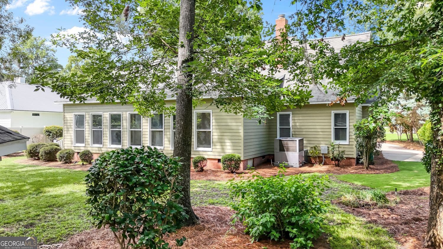 3 bedroom, 2.5 bathroom, 2,875 sq ft single family residence for sale at 117 N Valhalla Lane, Cordele, GA 31015 — photo 5