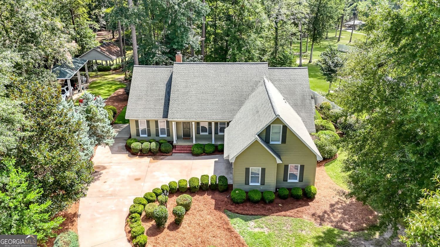 3 bedroom, 2.5 bathroom, 2,875 sq ft single family residence for sale at 117 N Valhalla Lane, Cordele, GA 31015 — photo 8