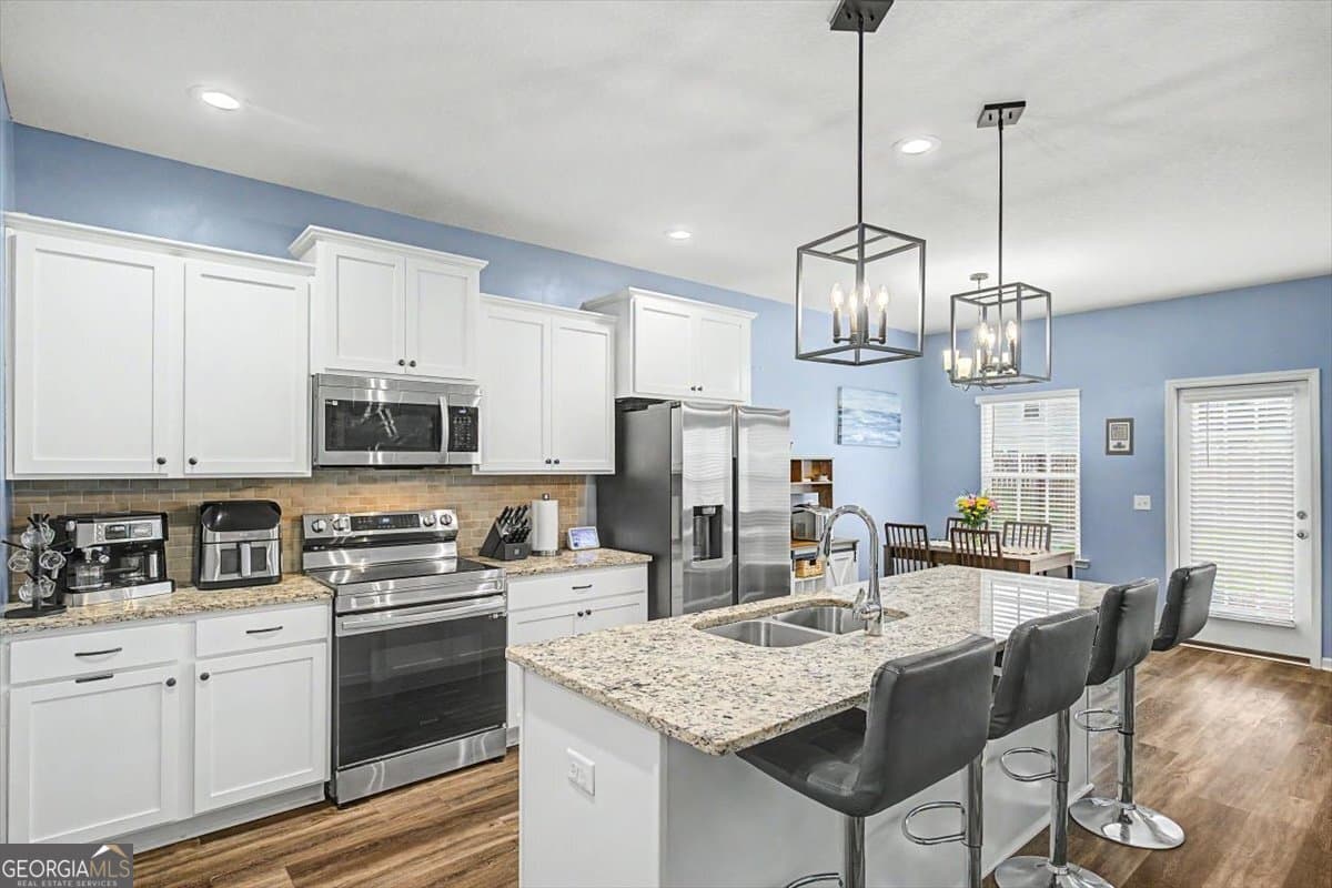 4 bedroom, 2.5 bathroom, 1,950 sq ft single family residence for sale at 167 Courage Way, Hinesville, GA 31313 — photo 9
