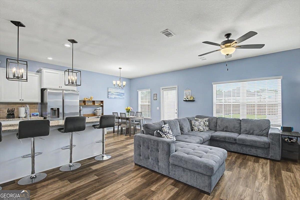4 bedroom, 2.5 bathroom, 1,950 sq ft single family residence for sale at 167 Courage Way, Hinesville, GA 31313 — photo 8