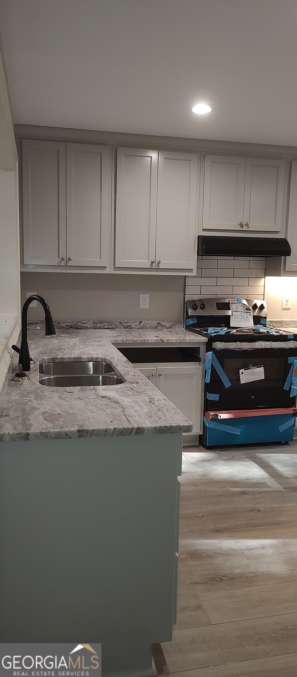 4 bedroom, 2 bathroom, 1,600 sq ft single family residence for sale at 13 Brown Street, Barnesville, GA 30204 — photo 3