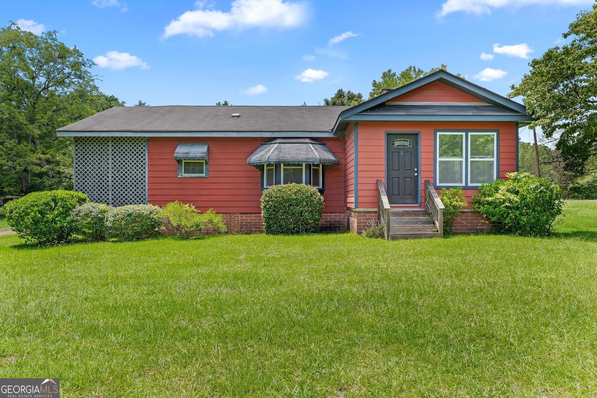 2 bedroom, 1 bathroom, 1,116 sq ft single family residence sold at 2133 Us Hwy 19, Meansville, GA 30256