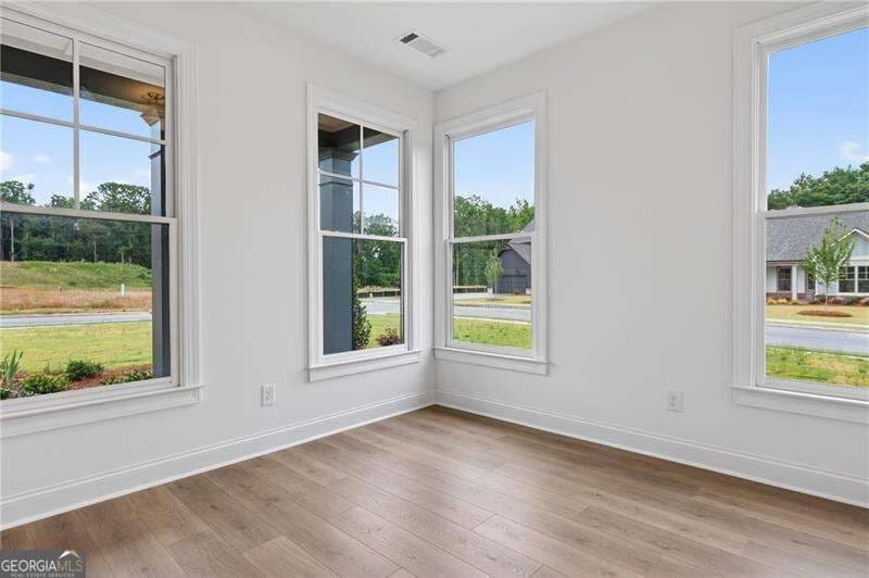 4 bedroom, 2.5 bathroom, 2,228 sq ft single family residence for sale at 12 CORETTA Court, Winder, GA 30680 — photo 3