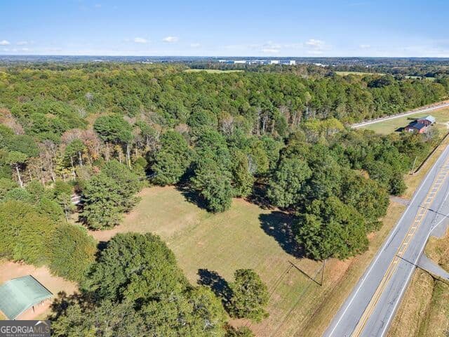 2 bedroom, 1 bathroom, 925 sq ft single family residence for sale at 5830 Maysville Road, Commerce, GA 30529 — photo 5