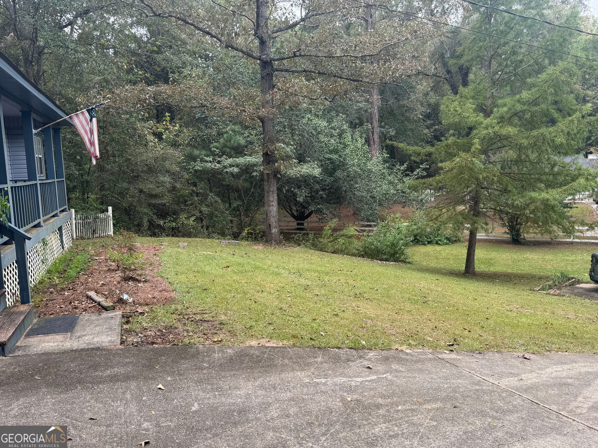 3 bedroom, 2 bathroom, 1,356 sq ft single family residence for sale at 158 Alpine Drive, Byron, GA 31008 — photo 3