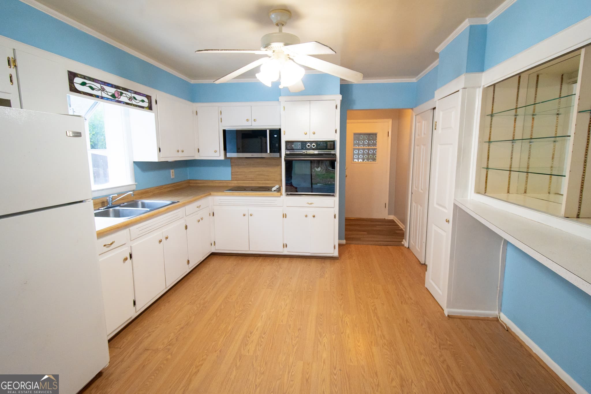 4 bedroom, 2 bathroom, 1,536 sq ft single family residence for rent at 1005 College Station Road, Athens, GA 30605 for $2,000 a month — photo 4
