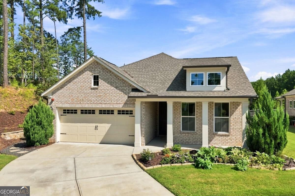 2 bedroom, 2 bathroom, 1,937 sq ft single family residence for sale at 201 Floral Valley Drive, Woodstock, GA 30188 — photo 2