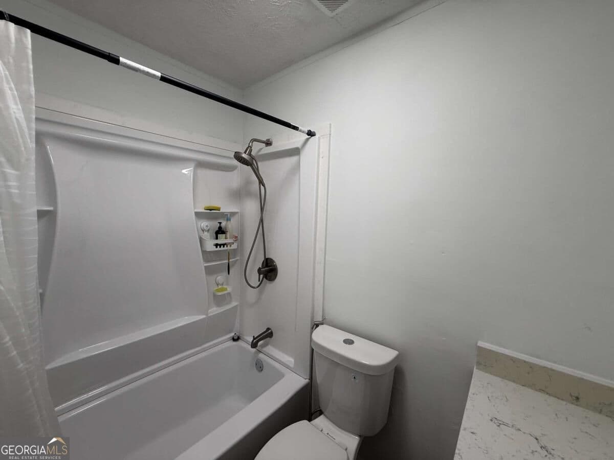 2 bedroom, 1.5 bathroom townhouse for rent at 343 Chalfont Drive 44, Athens, GA 30606 for $1,250 a month — photo 10