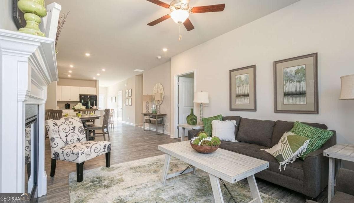 3 bedroom, 2 bathroom, 1,501 sq ft single family residence under contract at 104 Cottage Court 13B, Thomaston, GA 30286 — photo 10