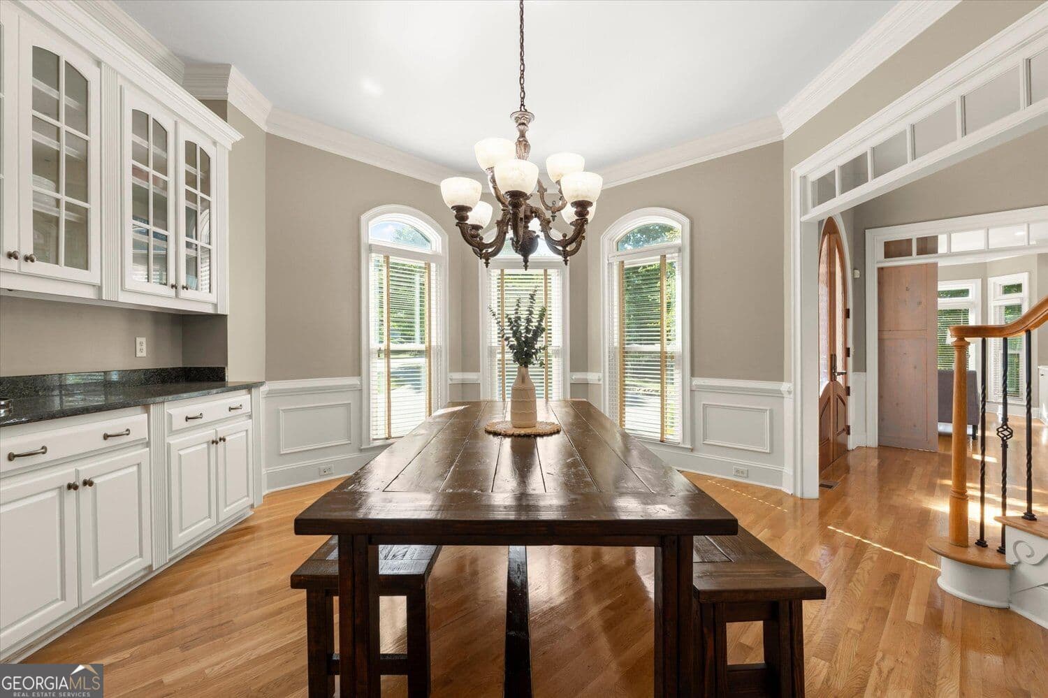 5 bedroom, 4.5 bathroom, 8,613 sq ft single family residence for sale at 1685 Eversedge Drive, Alpharetta, GA 30009 — photo 8