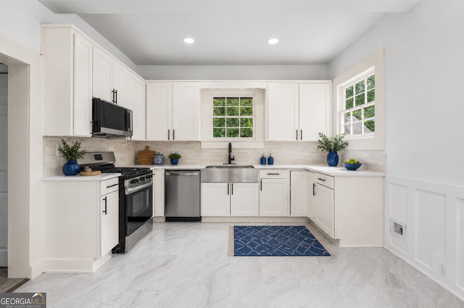 3 bedroom, 2 bathroom, 976 sq ft single family residence for sale at 15 29th Street, Columbus, GA 31904 — photo 5