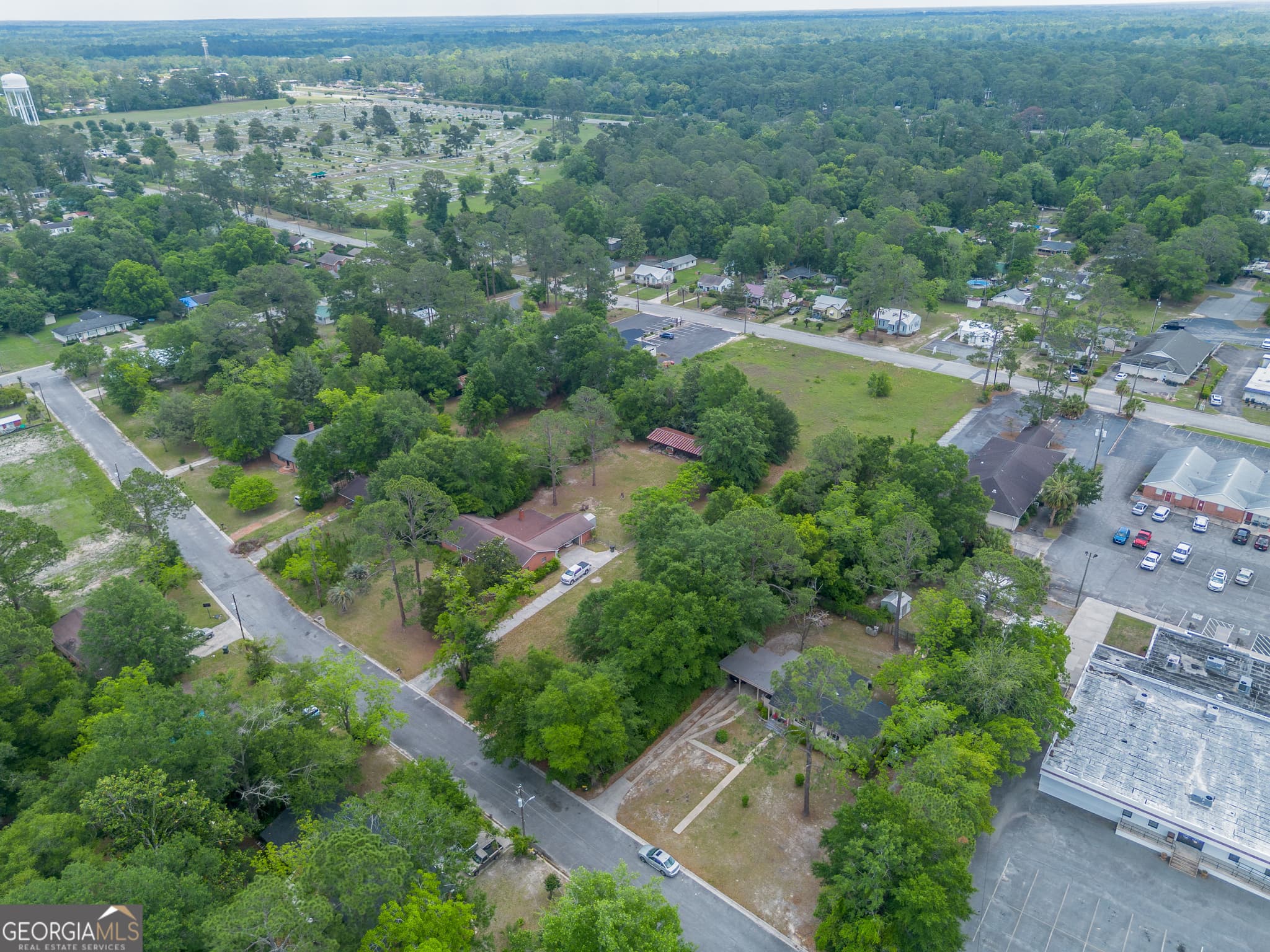 commercial for sale at 2011 Alice Street, Waycross, GA 31501 — photo 5