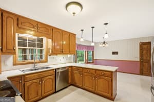 4 bedroom, 2.5 bathroom single family residence for sale at 2355 N Peachtree Way, Dunwoody, GA 30338 — photo 6