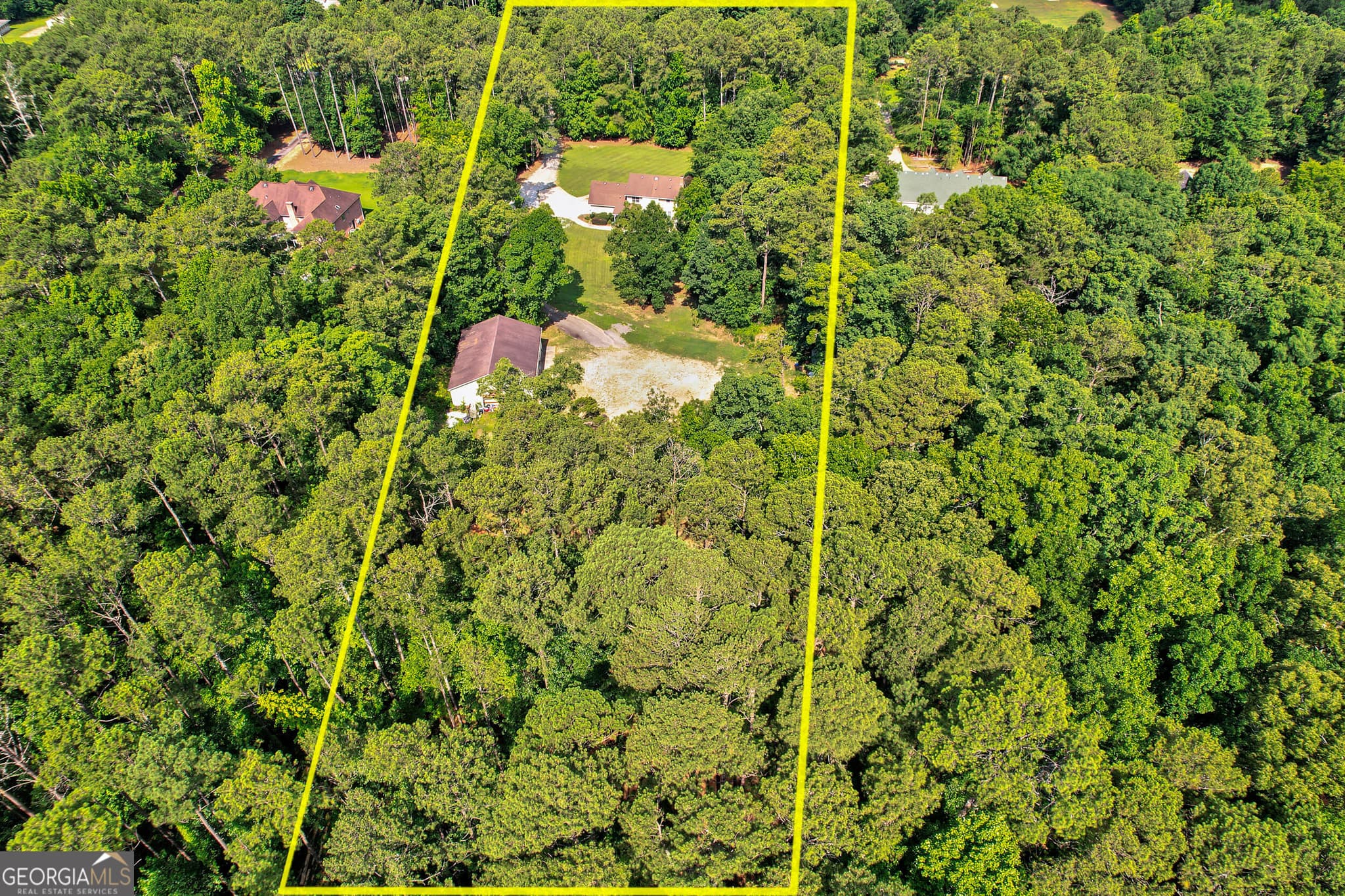4 bedroom, 3.5 bathroom single family residence for sale at 3157 E Fairview Road, Mcdonough, GA 30252 — photo 9