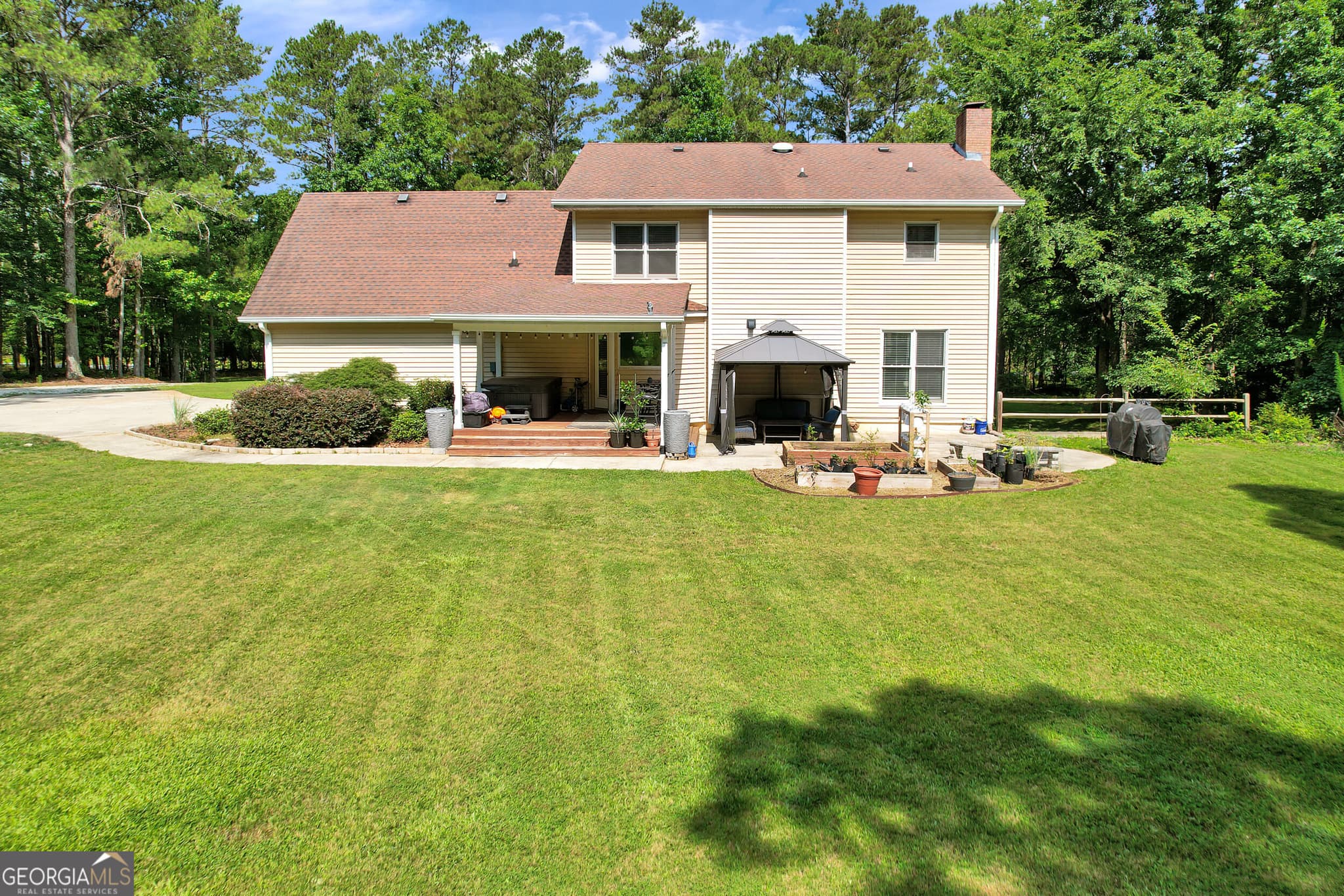 4 bedroom, 3.5 bathroom single family residence for sale at 3157 E Fairview Road, Mcdonough, GA 30252 — photo 4