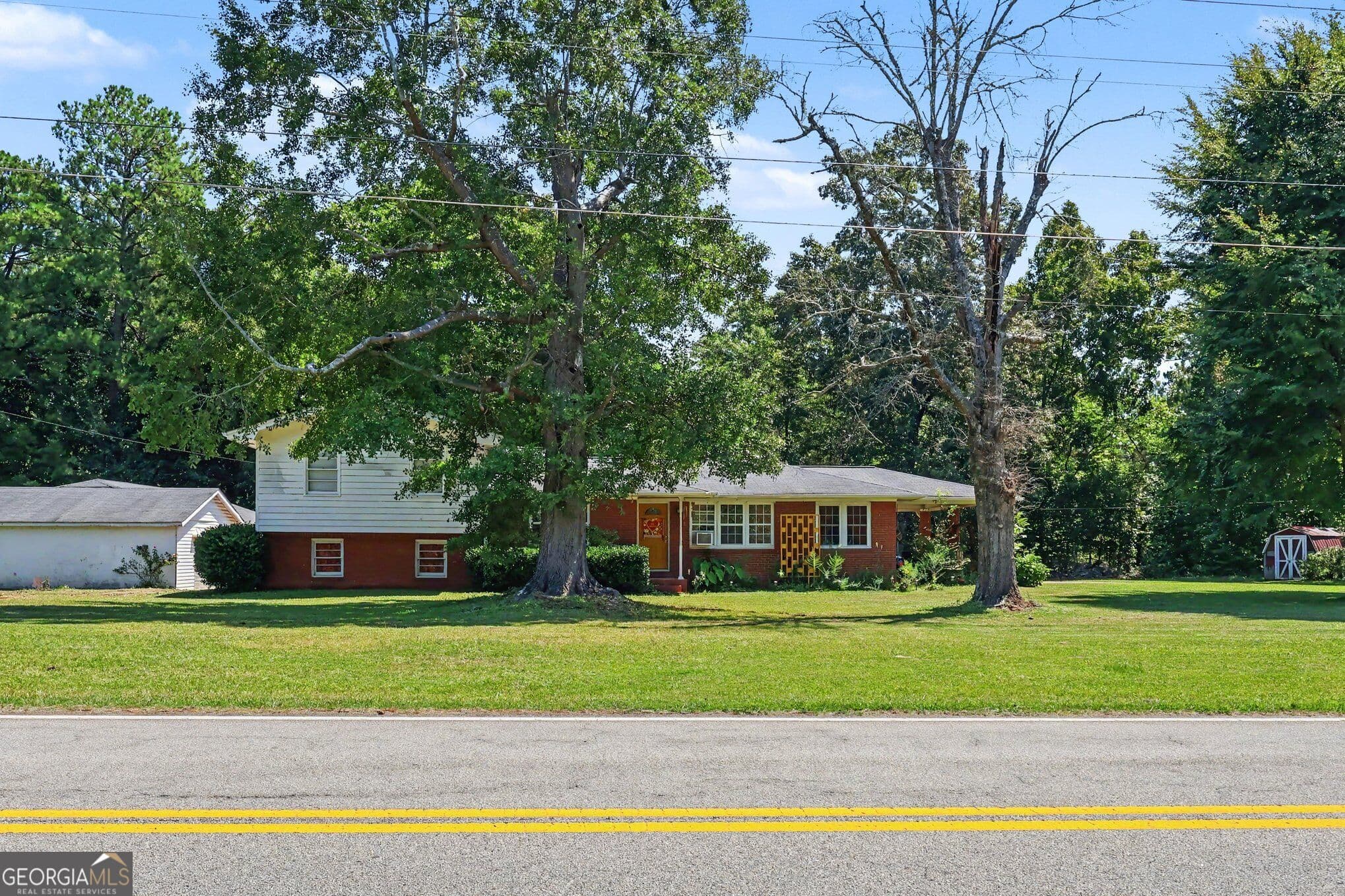 4 bedroom, 2 bathroom, 1,698 sq ft single family residence for sale at 4490 Mason Creek Road, Winston, GA 30187 — photo 2