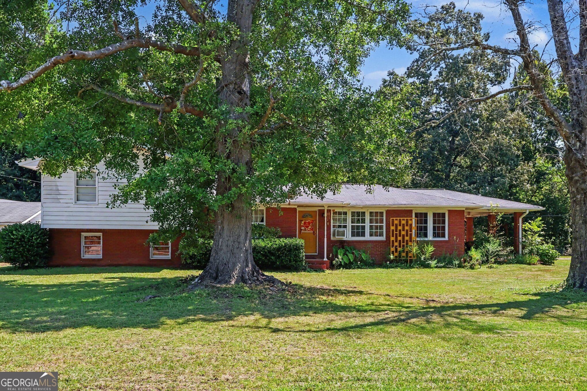 4 bedroom, 2 bathroom, 1,698 sq ft single family residence for sale at 4490 Mason Creek Road, Winston, GA 30187 — photo 3