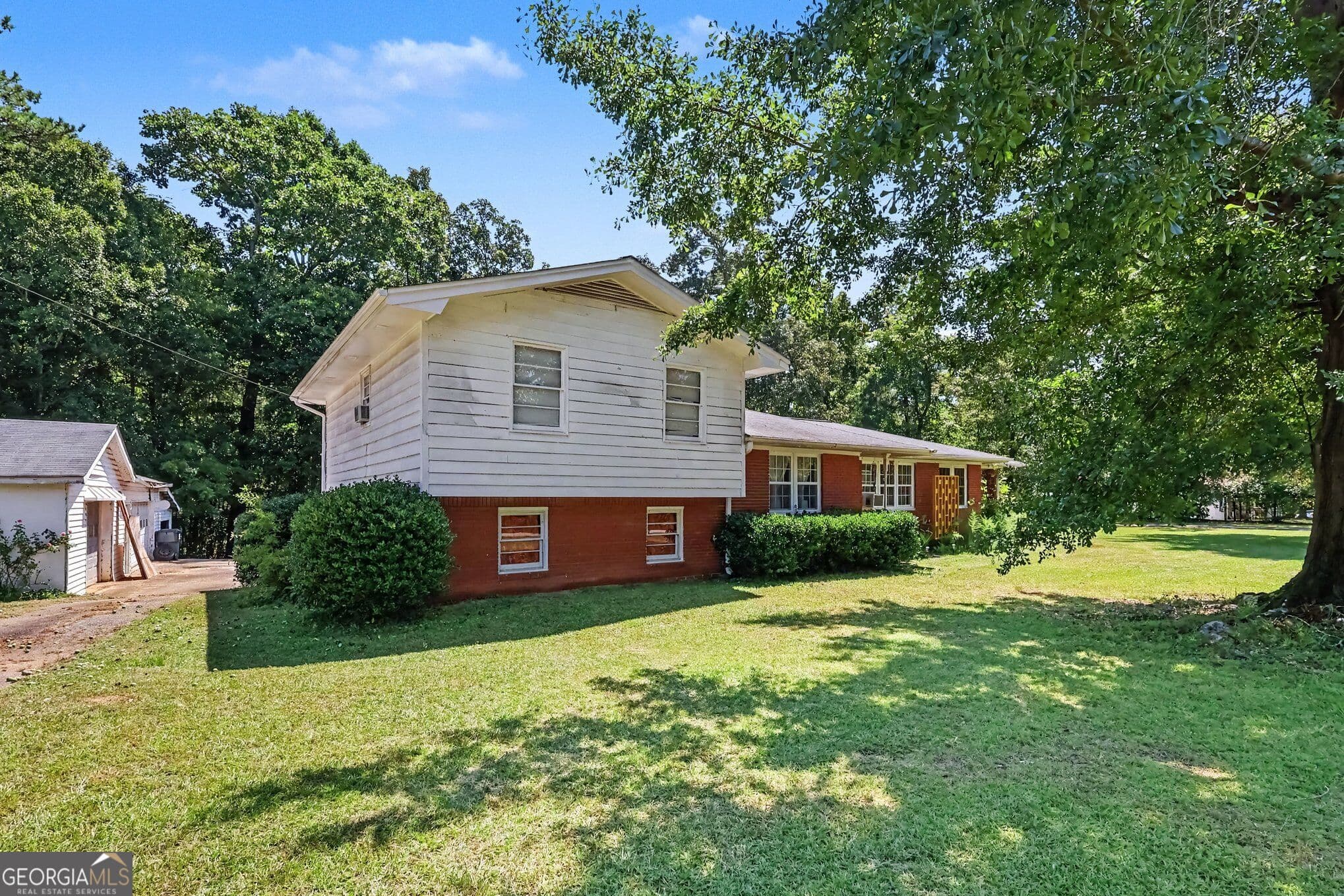 4 bedroom, 2 bathroom, 1,698 sq ft single family residence for sale at 4490 Mason Creek Road, Winston, GA 30187 — photo 4