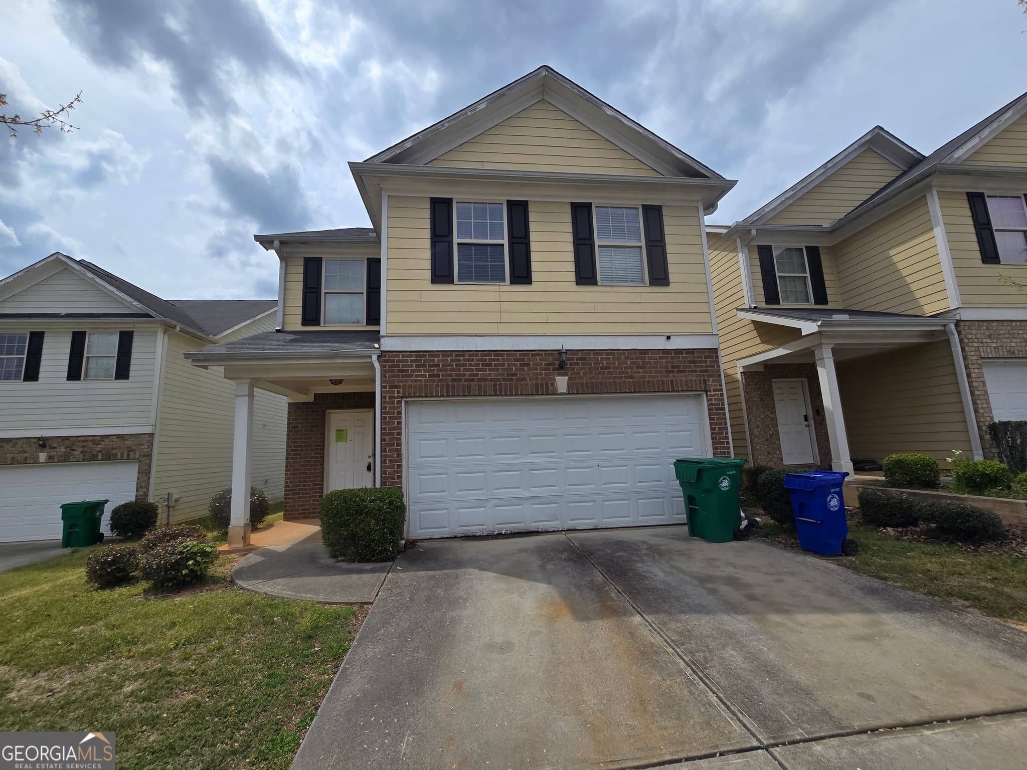 4 bedroom, 3 bathroom, 1,992 sq ft single family residence for sale at 6381 Shadow Square, Lithonia, GA 30058 — photo 1 of 36