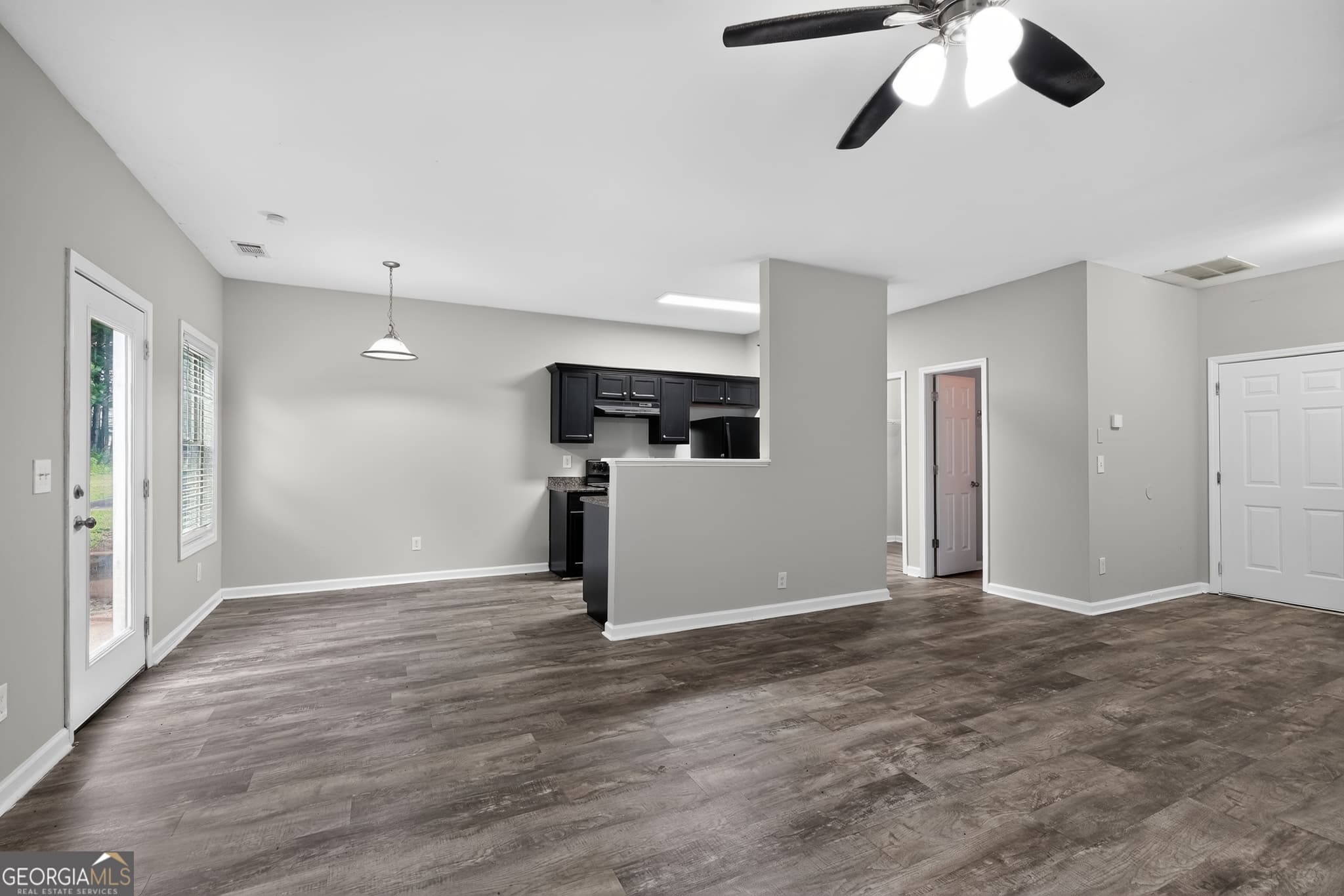 4 bedroom, 3 bathroom, 1,992 sq ft single family residence for sale at 6381 Shadow Square, Lithonia, GA 30058 — photo 9