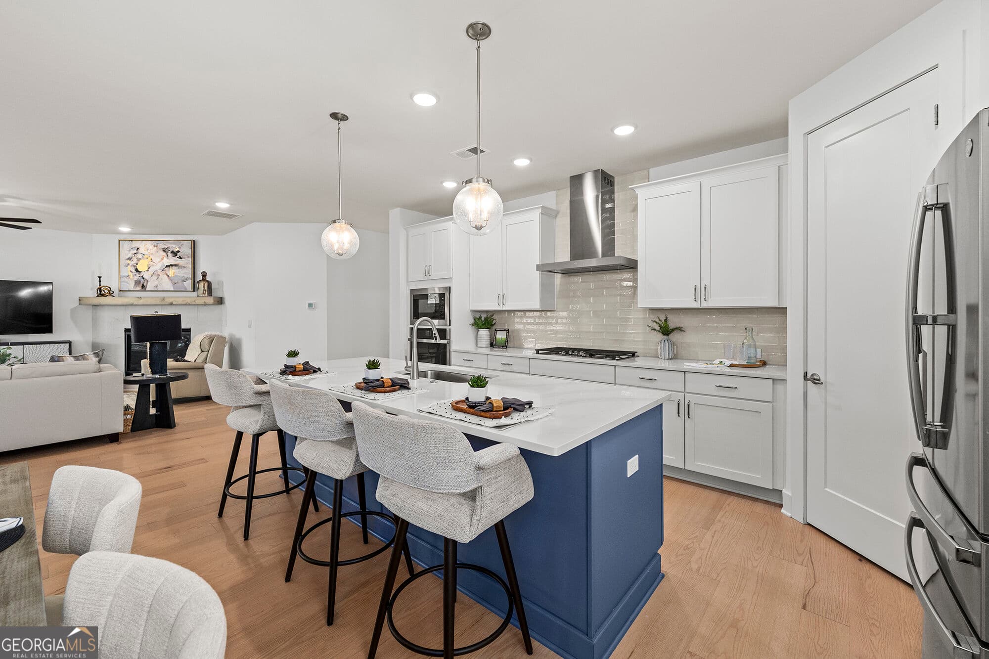 3 bedroom, 3 bathroom, 2,359 sq ft single family residence for sale at 1045 Pine Bark Lane, Canton, GA 30114 — photo 9