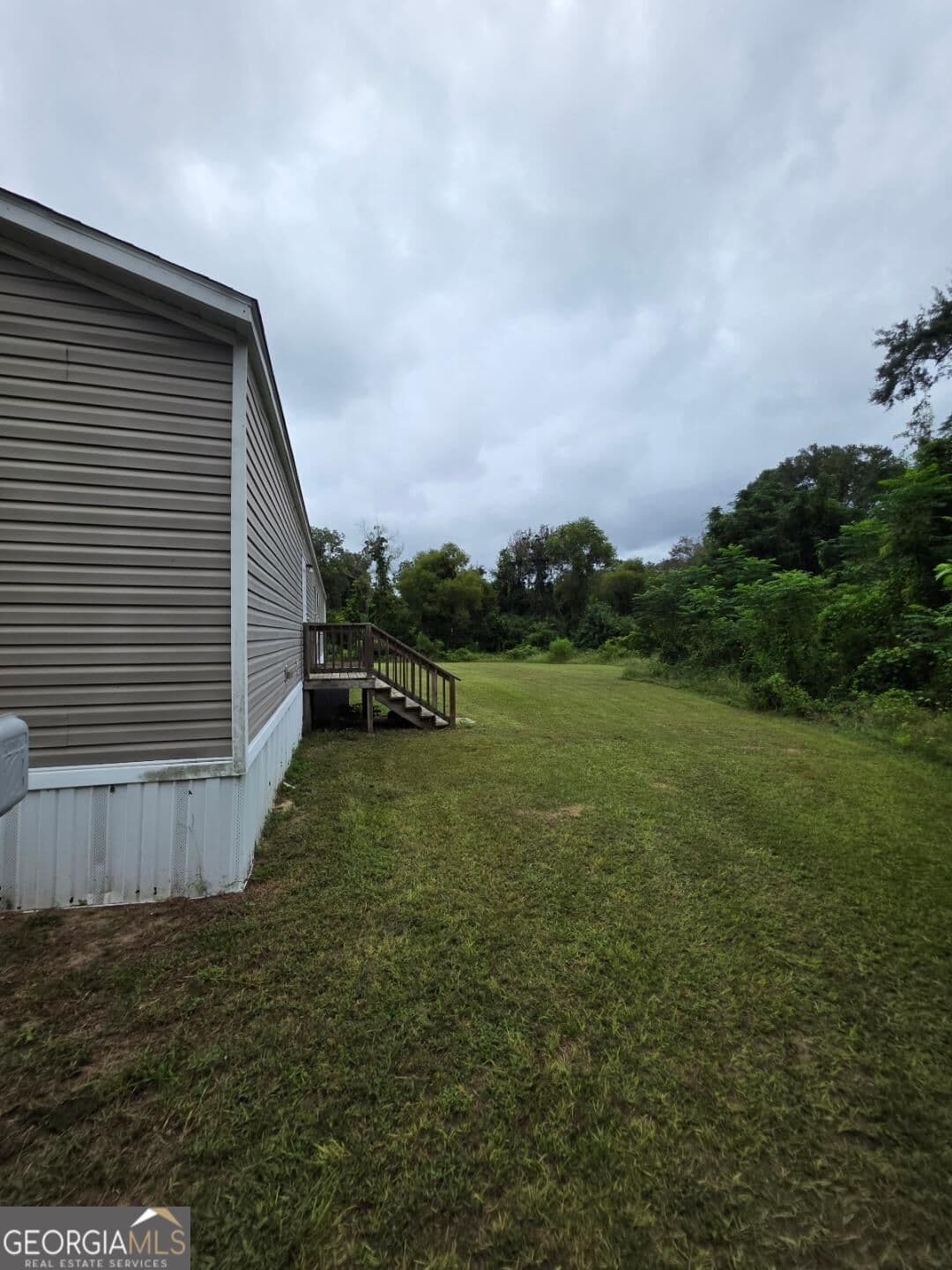 3 bedroom, 2 bathroom, 1,216 sq ft manufactured home,single family residence for rent at 868 Old Savannah Highway, Claxton, GA 30417 for $1,500 a month — photo 2