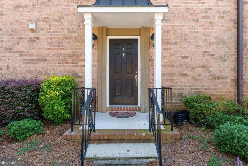 multi family for sale at 6980 Roswell Road (UNIT B6), Sandy Springs, GA 30328 — photo 1 of 40
