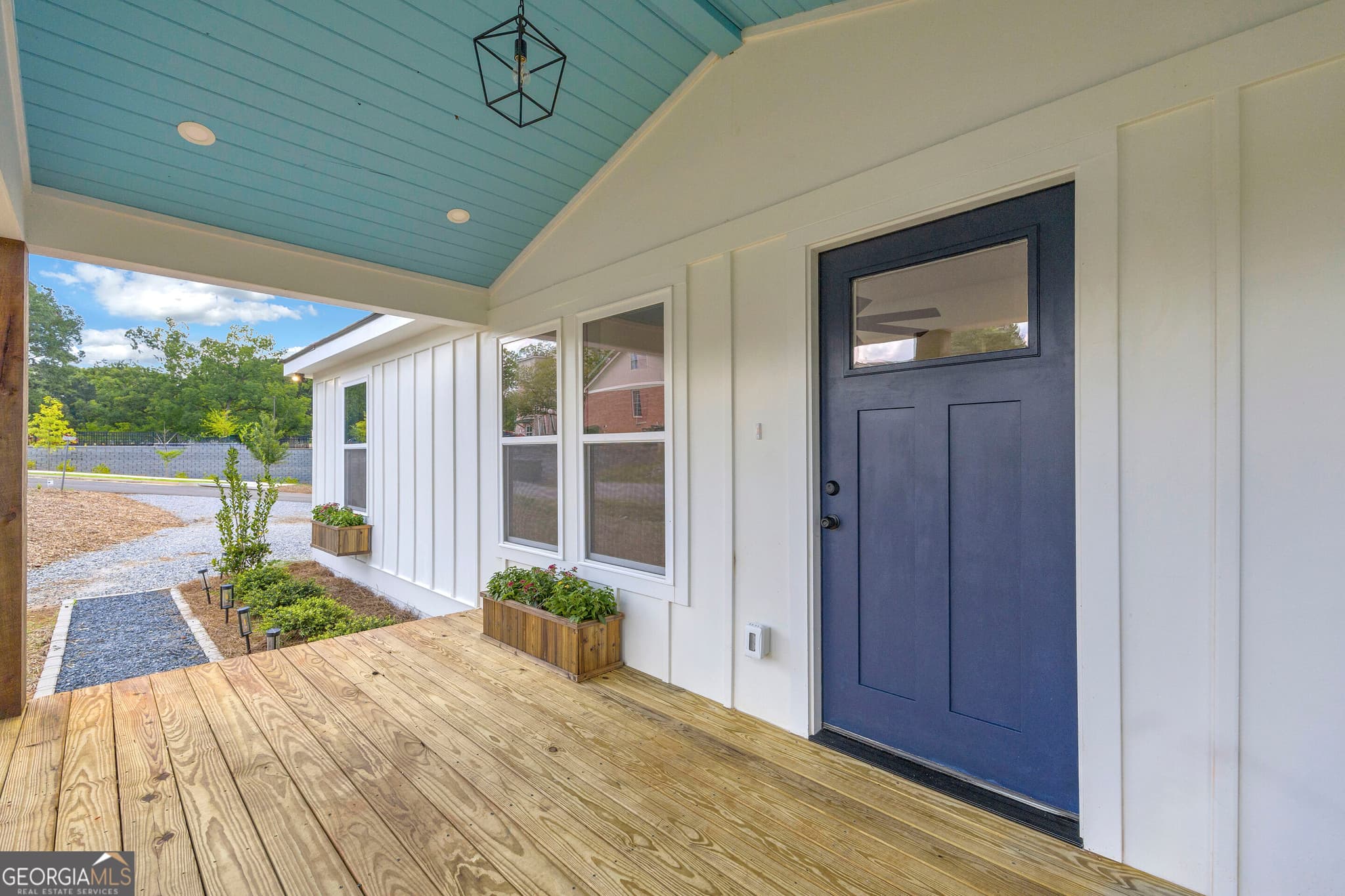 3 bedroom, 2 bathroom, 1,250 sq ft single family residence for sale at 47 Durham Street, Watkinsville, GA 30677 — photo 3