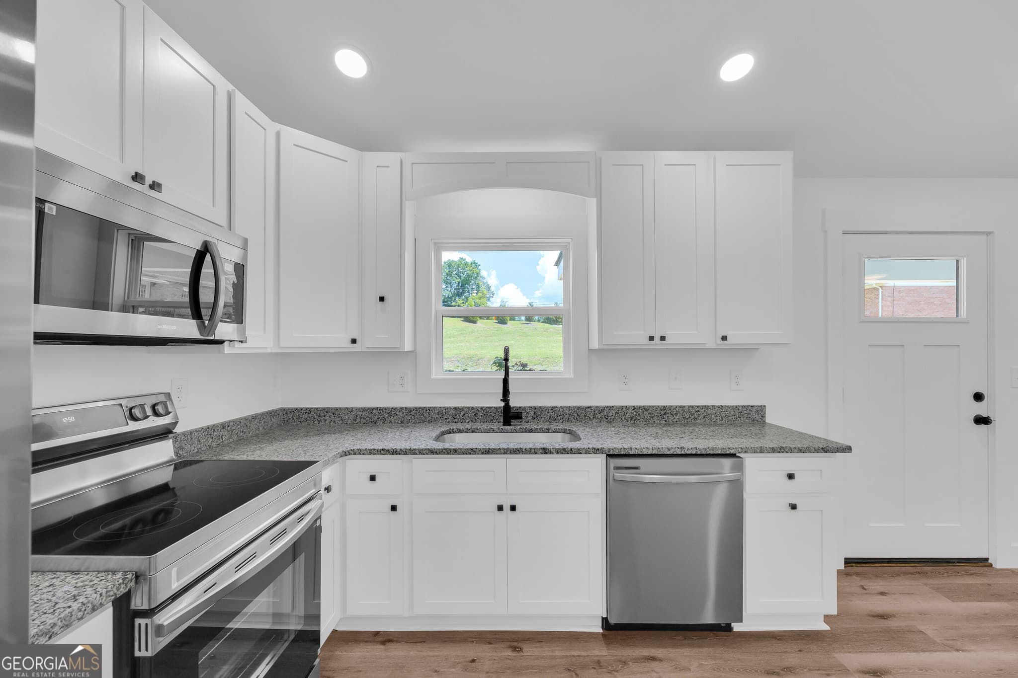 3 bedroom, 2 bathroom, 1,250 sq ft single family residence for sale at 47 Durham Street, Watkinsville, GA 30677 — photo 8