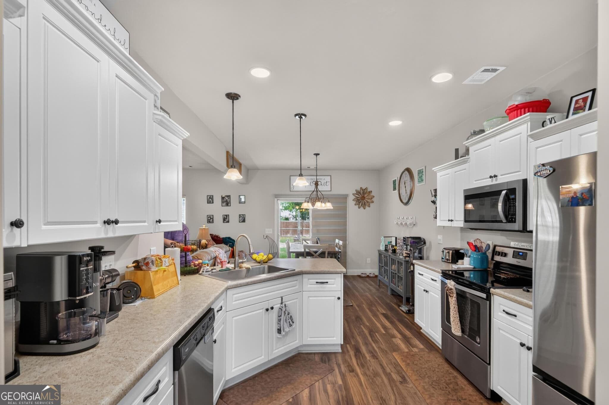 5 bedroom, 3 bathroom, 2,680 sq ft single family residence for sale at 403 Coles Way, Statesboro, GA 30461 — photo 9