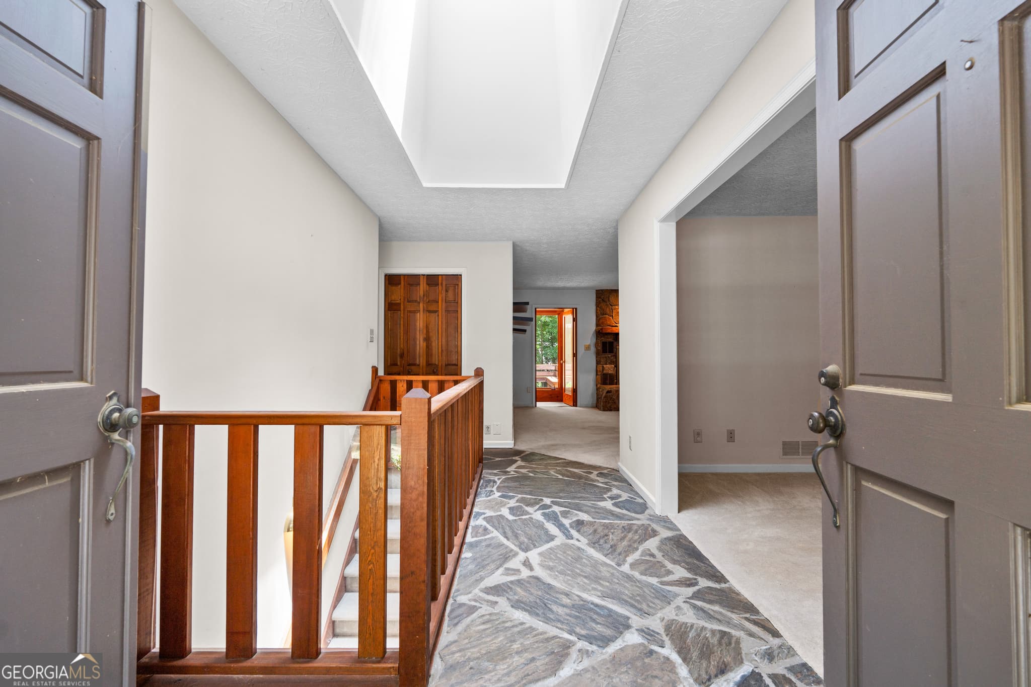 3 bedroom, 3 bathroom, 2,665 sq ft single family residence for sale at 250 Devilla Trace, Fayetteville, GA 30214 — photo 7