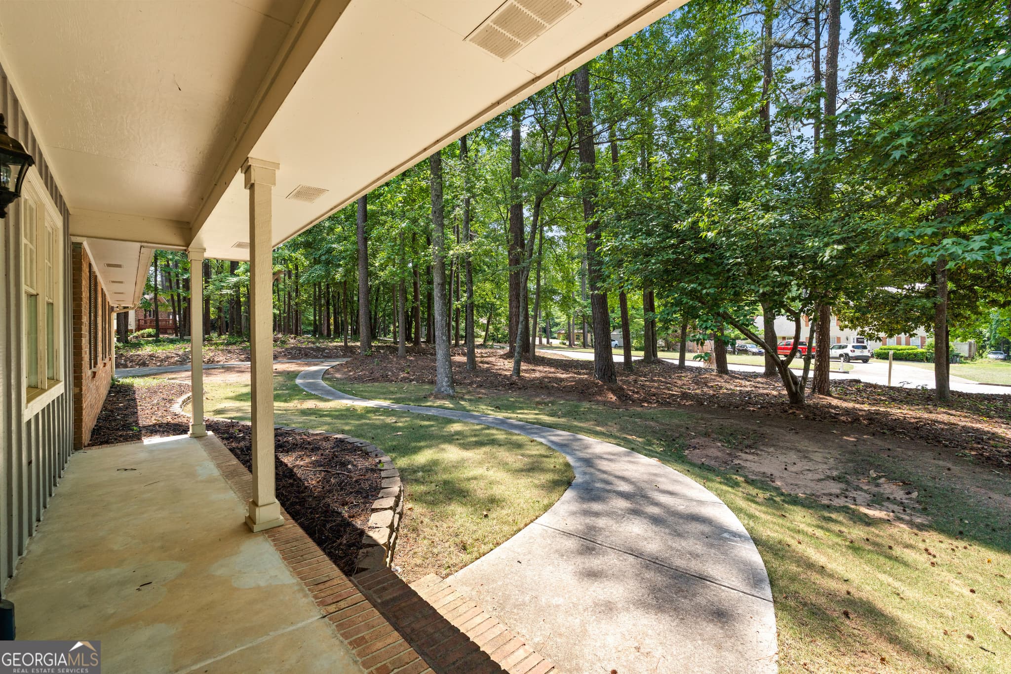 3 bedroom, 3 bathroom, 2,665 sq ft single family residence for sale at 250 Devilla Trace, Fayetteville, GA 30214 — photo 5