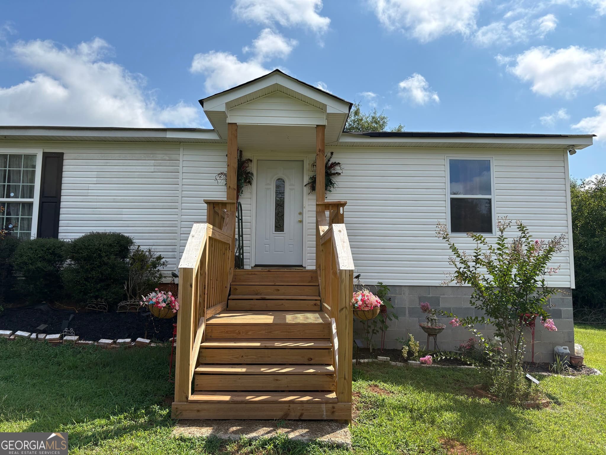 2 bedroom, 1 bathroom, 700 sq ft single family residence for rent at 1030 Covered Bridge Road 1, Covington, GA 30016 for $1,400 a month — photo 1 of 1