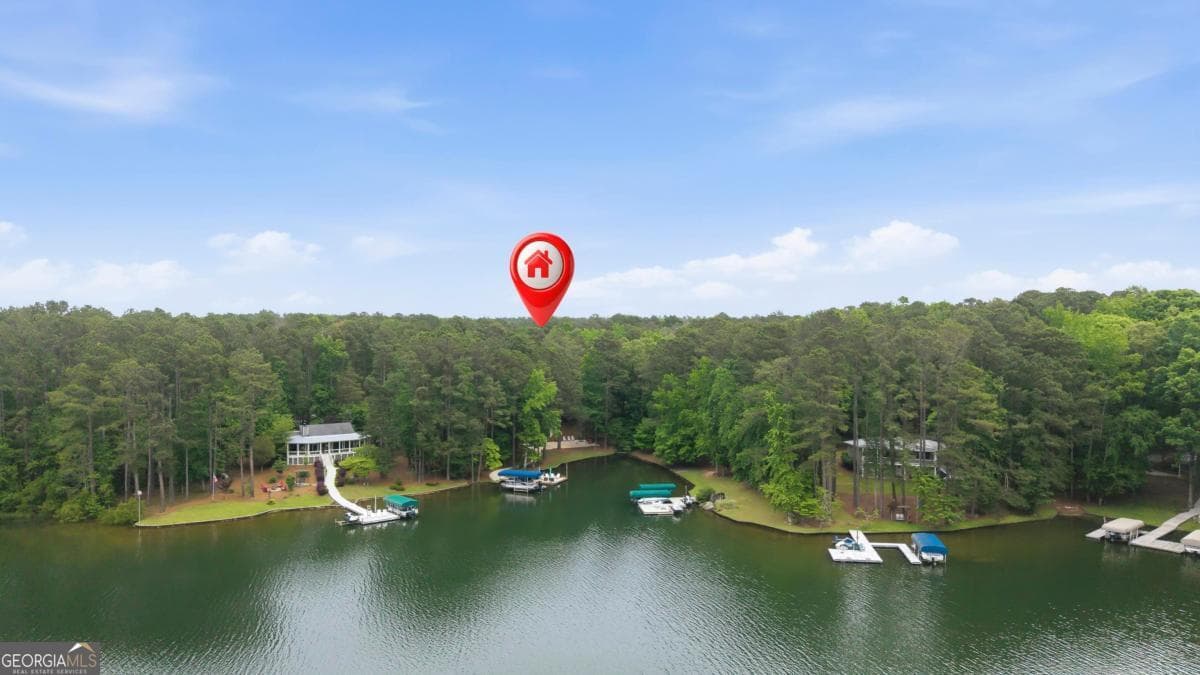 3 bedroom, 2 bathroom, 2,594 sq ft single family residence for sale at 1010 Holmes Drive, White Plains, GA 30678 — photo 5